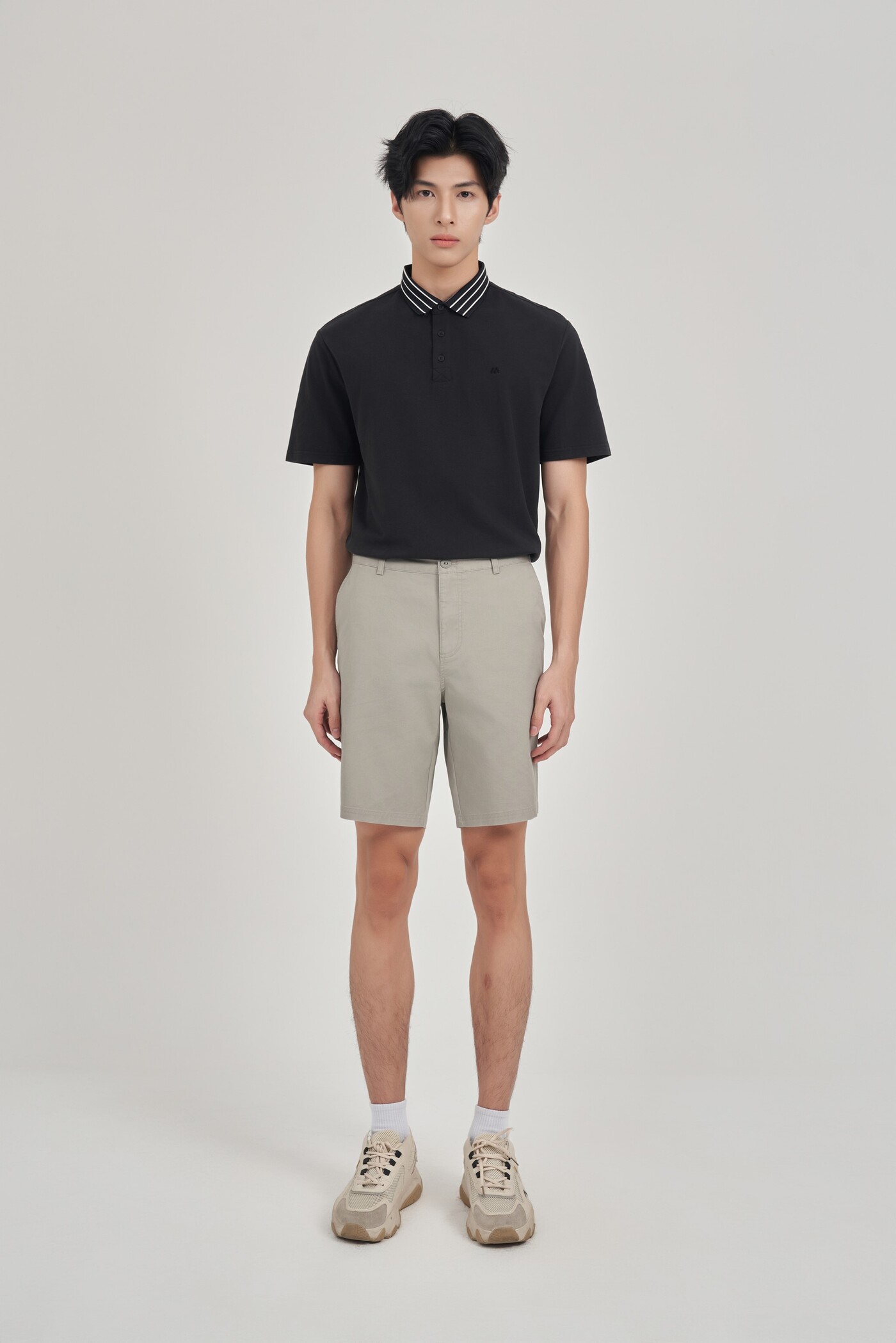 Quần shorts Khaki Slim fit
