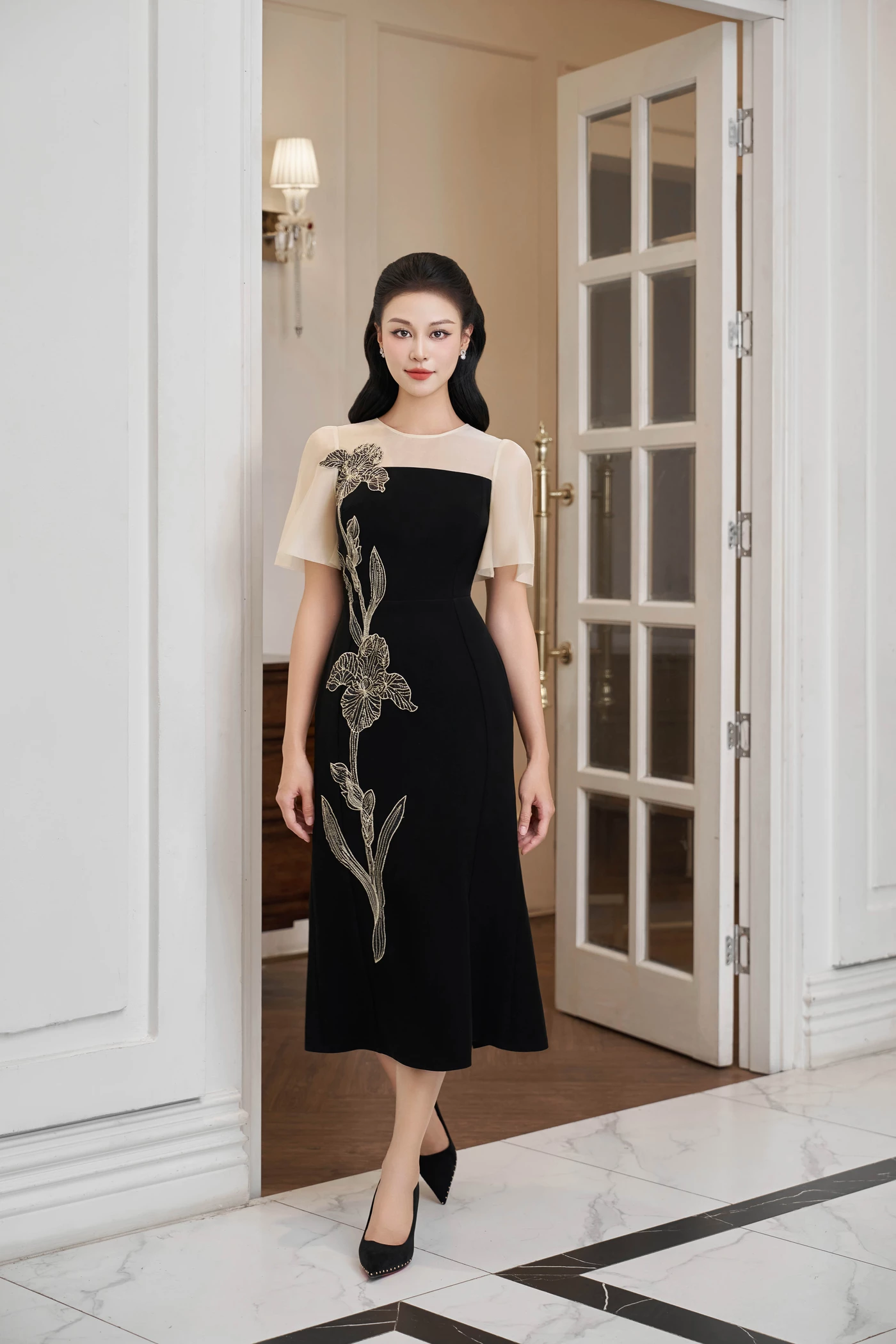 Starla Dress - Đầm diên vỹ kim tuyến