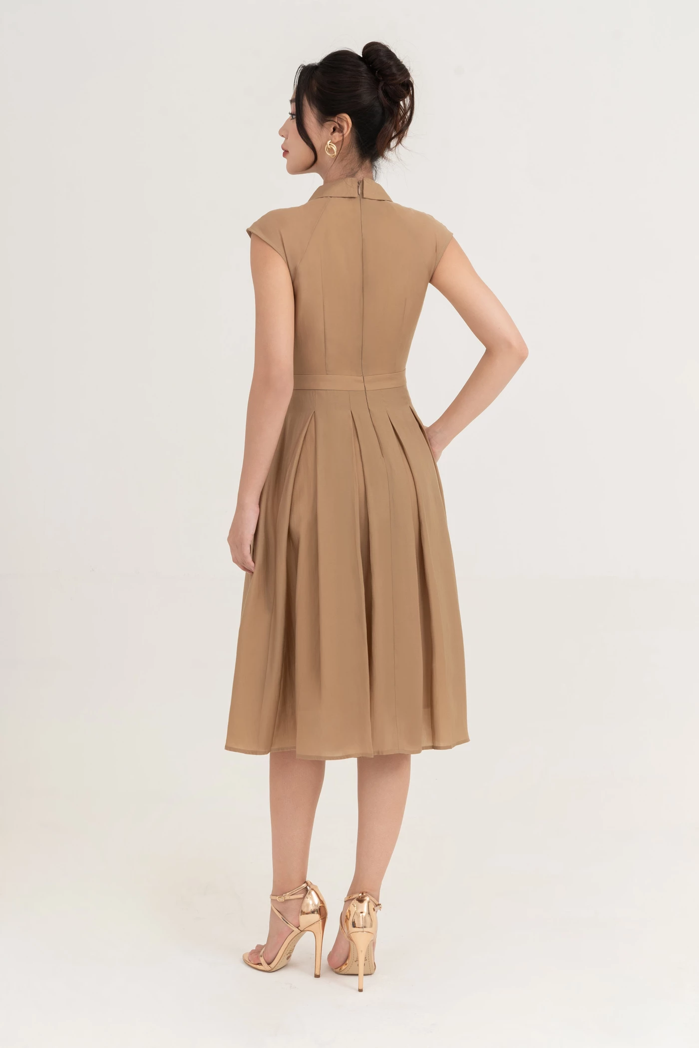 Elene Dress - Đầm lụa xòe xếp ly