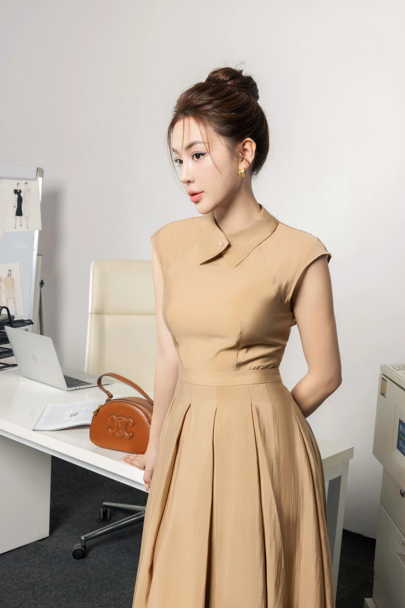 Elene Dress - Đầm lụa xòe xếp ly