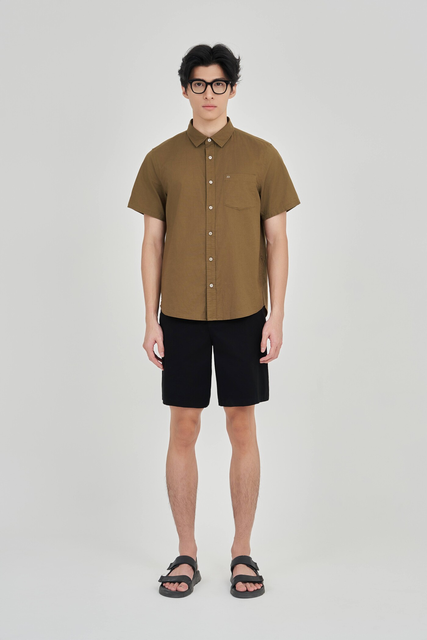 Quần shorts Regular Khaki Nhung