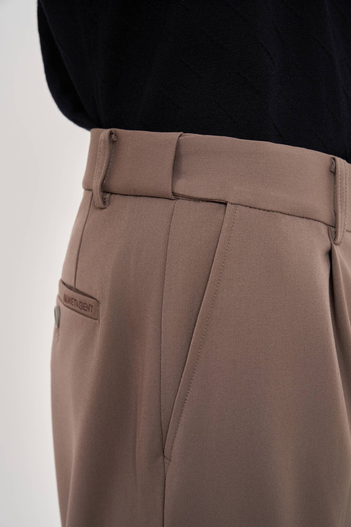 Forge Pants - Quần dài Tuytsi ống đứng