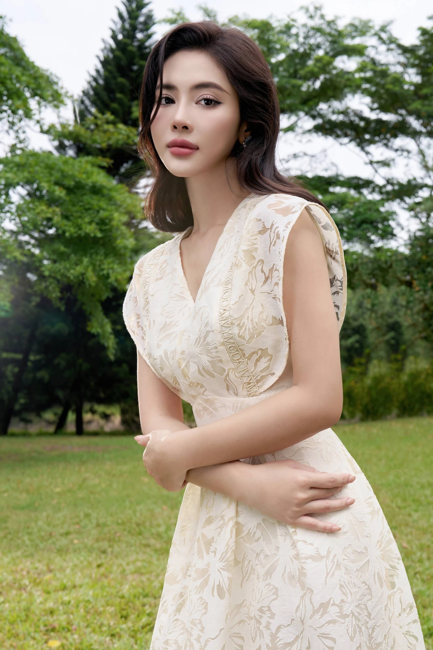 Đầm hoa xòe tay liền Dreamy