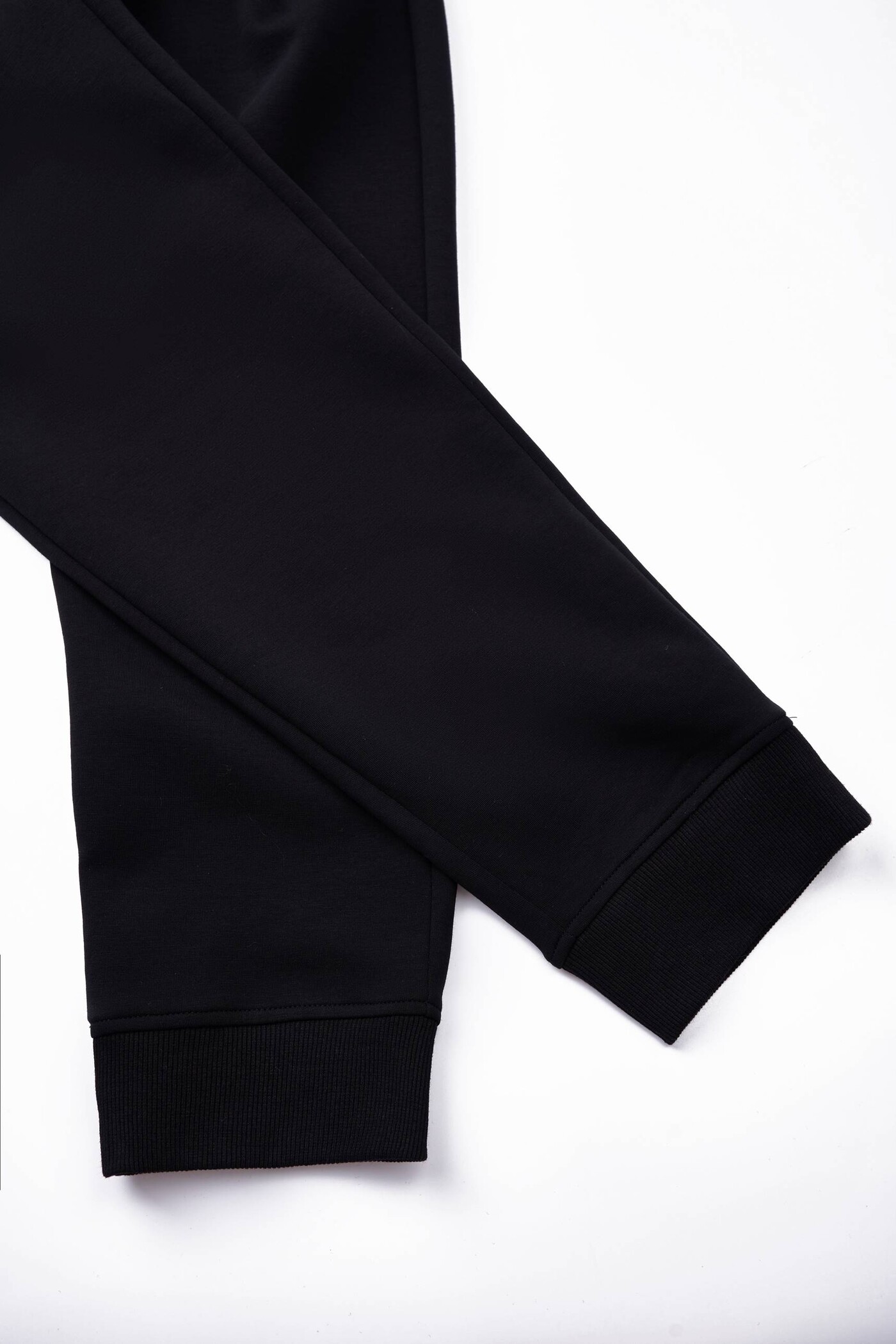 Quần nỉ Jogger Slim