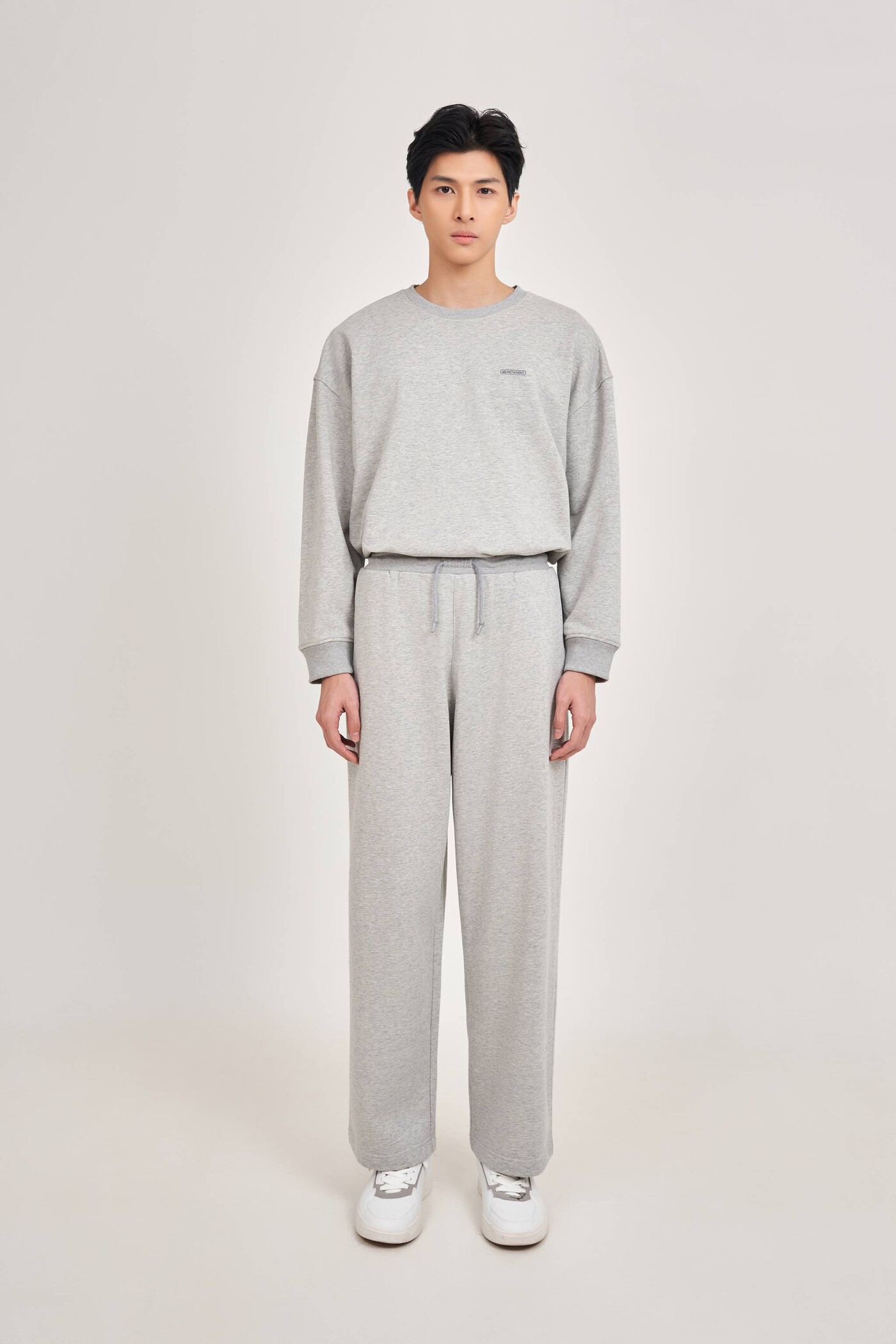 Quần thun Relaxed Sleek