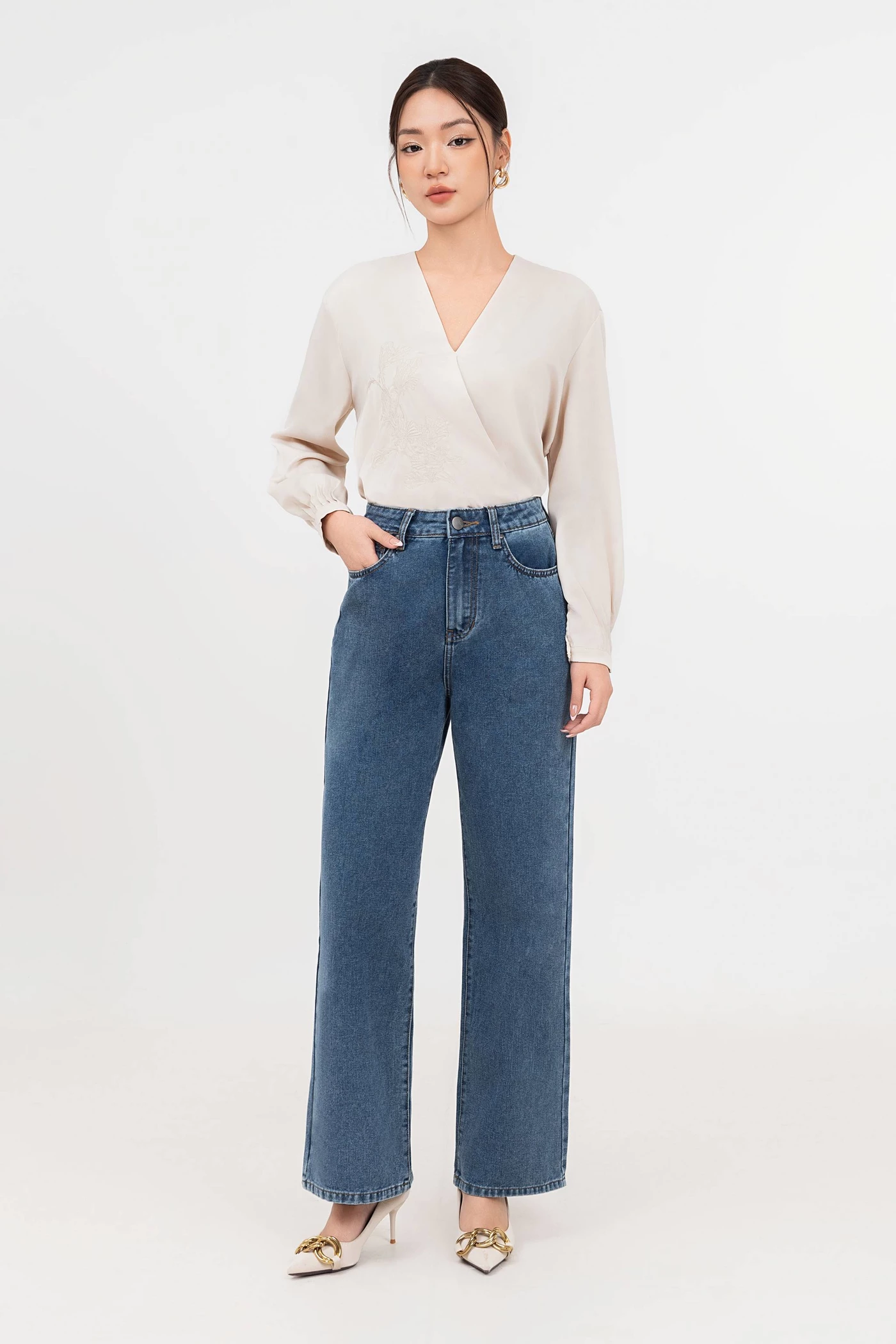 Quần jeans ống suông Tmore