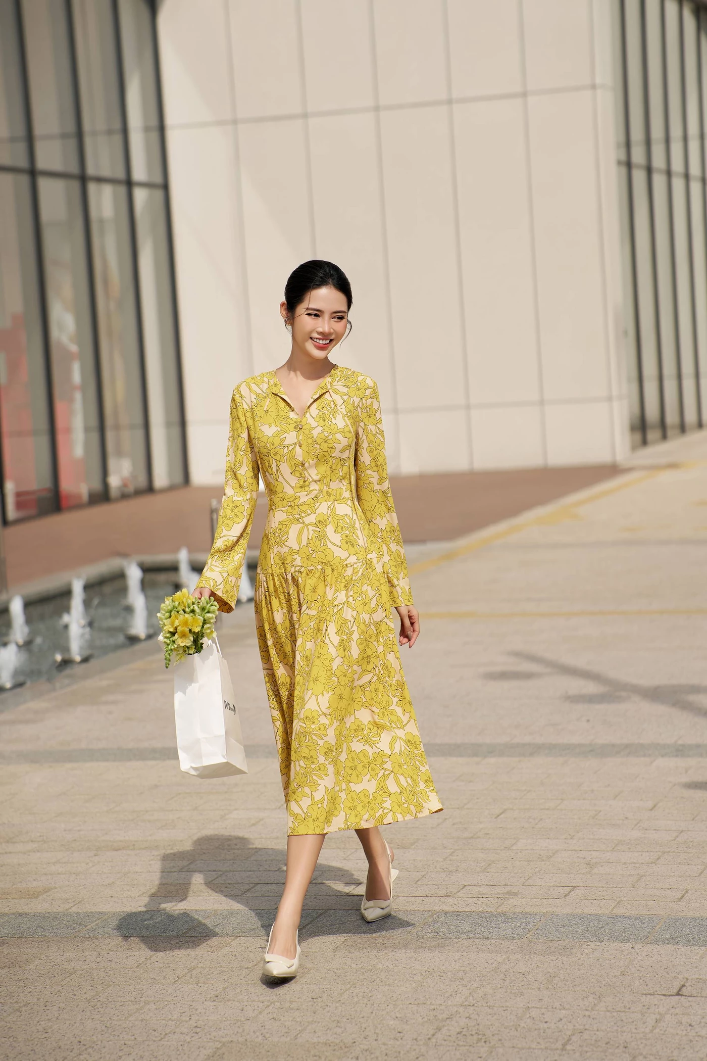 Đầm lụa Floral Glow