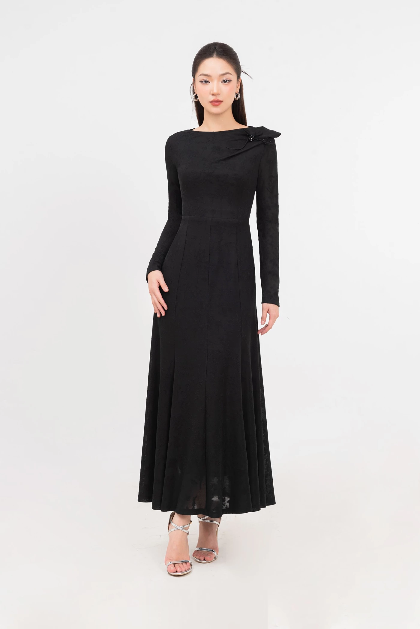 Đầm cổ thuyền Black Dahlia