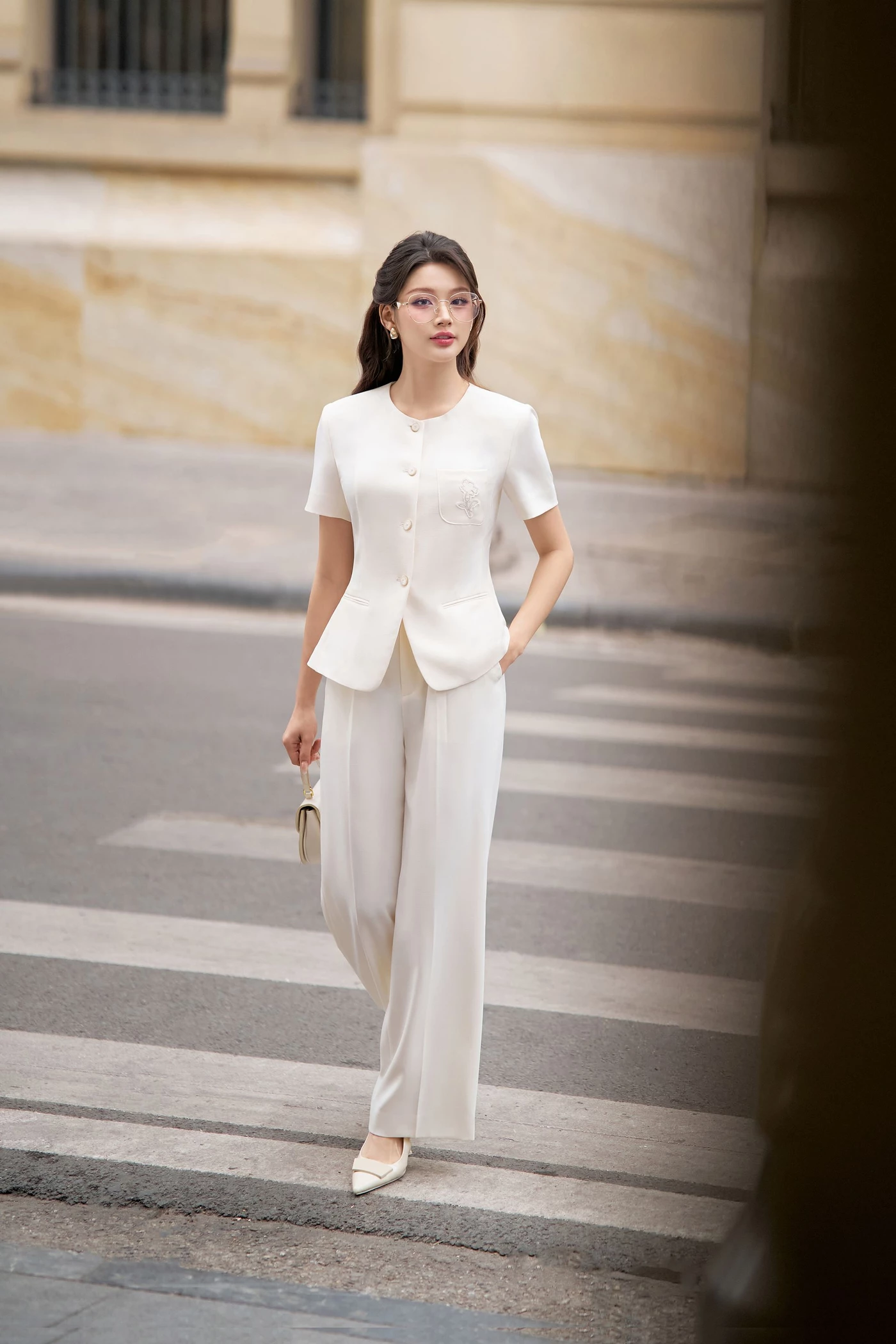 White Poise Pants - Quần Tây ống suông