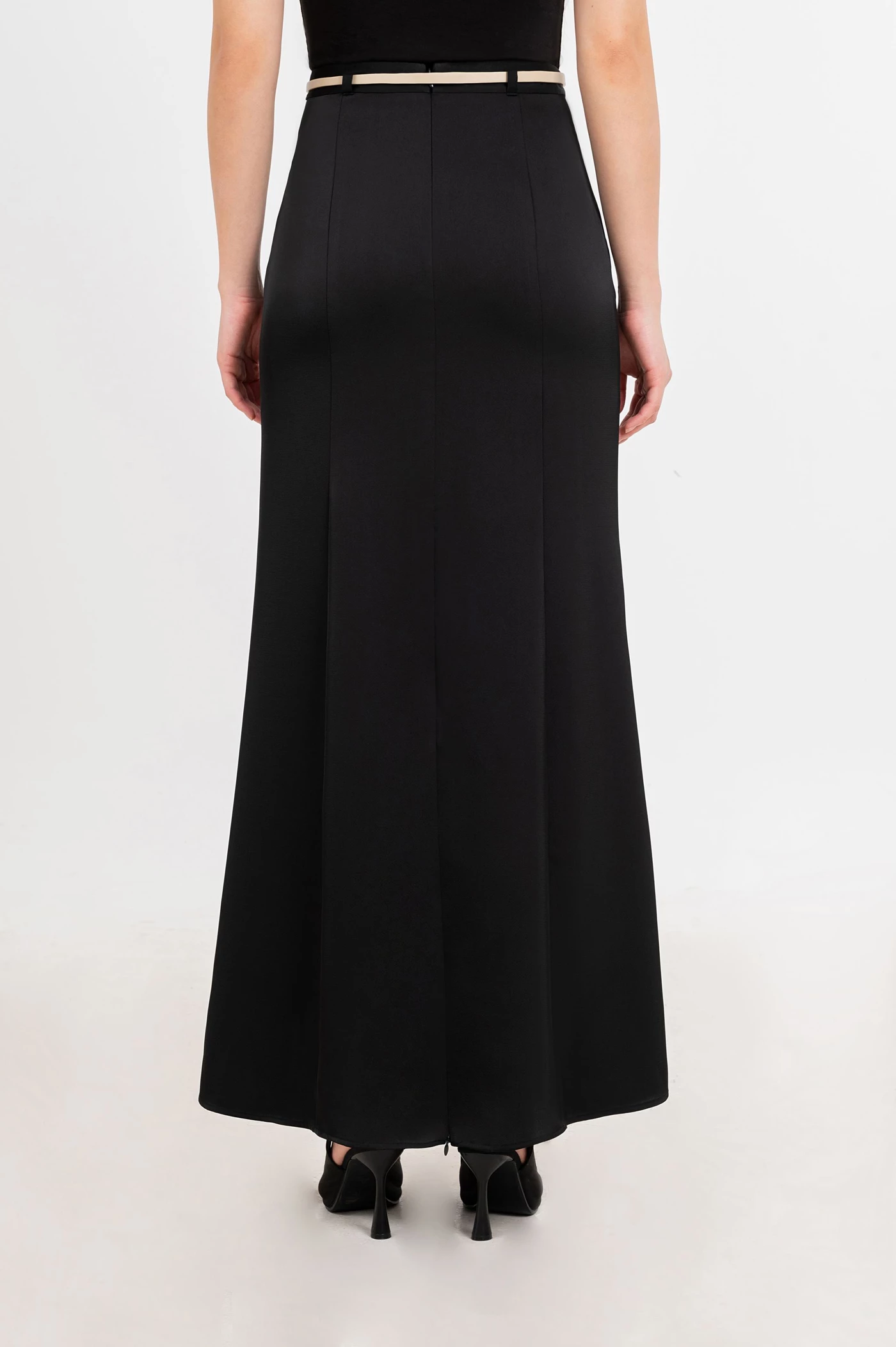 Sonata Skirt - Chân váy lụa đuôi cá