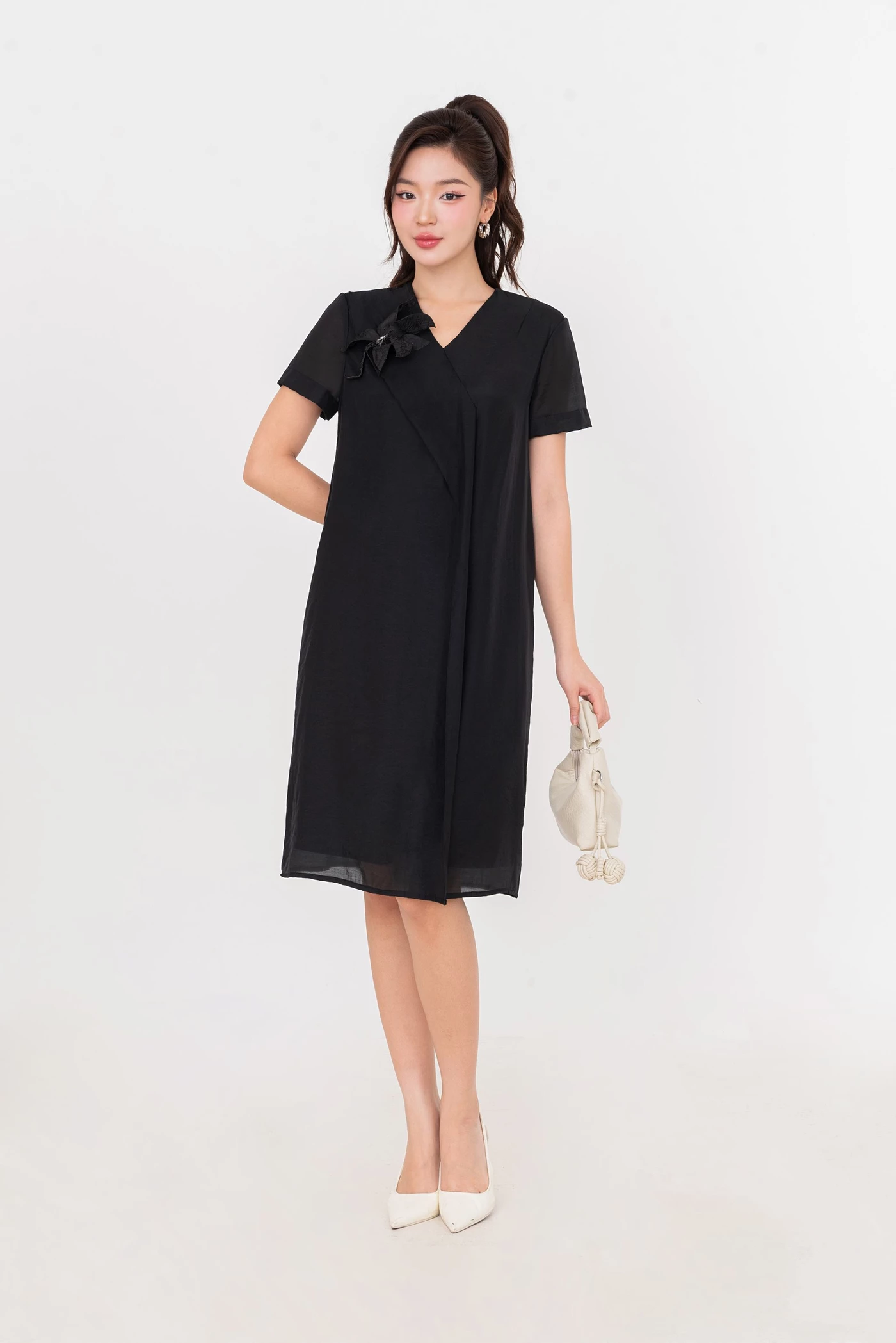 Black Silk Dress - Đầm lụa dáng suông