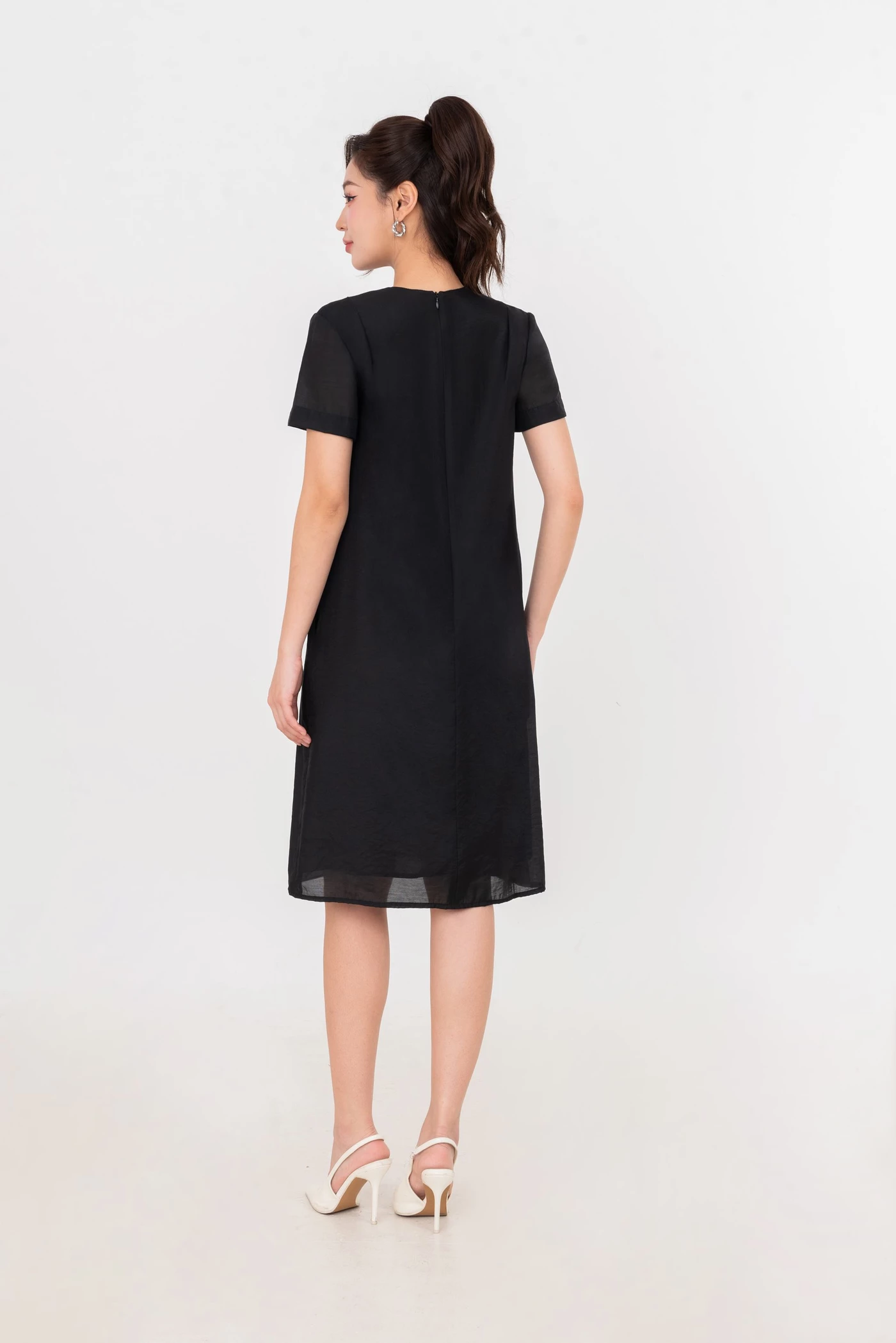 Black Silk Dress - Đầm lụa dáng suông