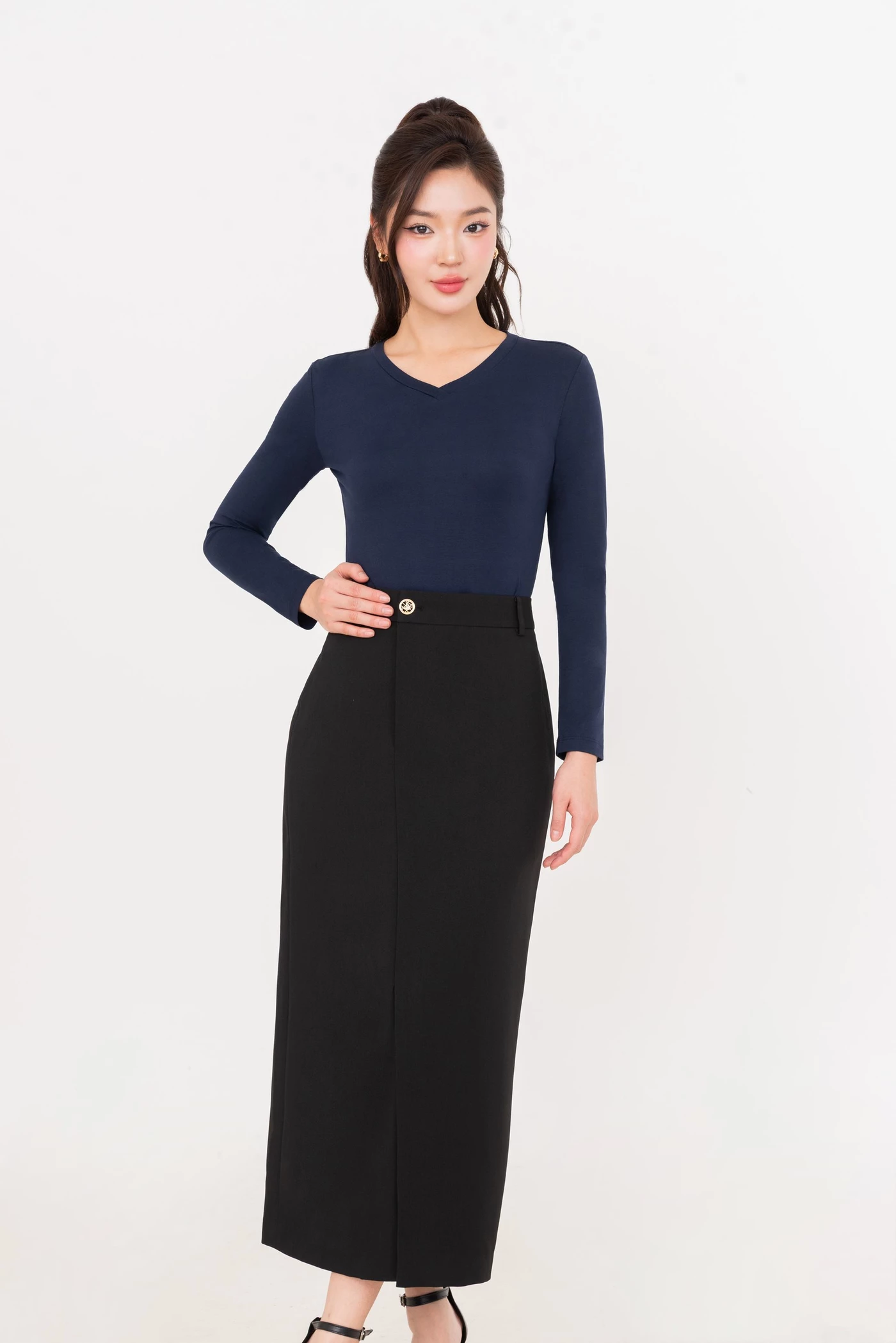 áo thun basic cổ tim