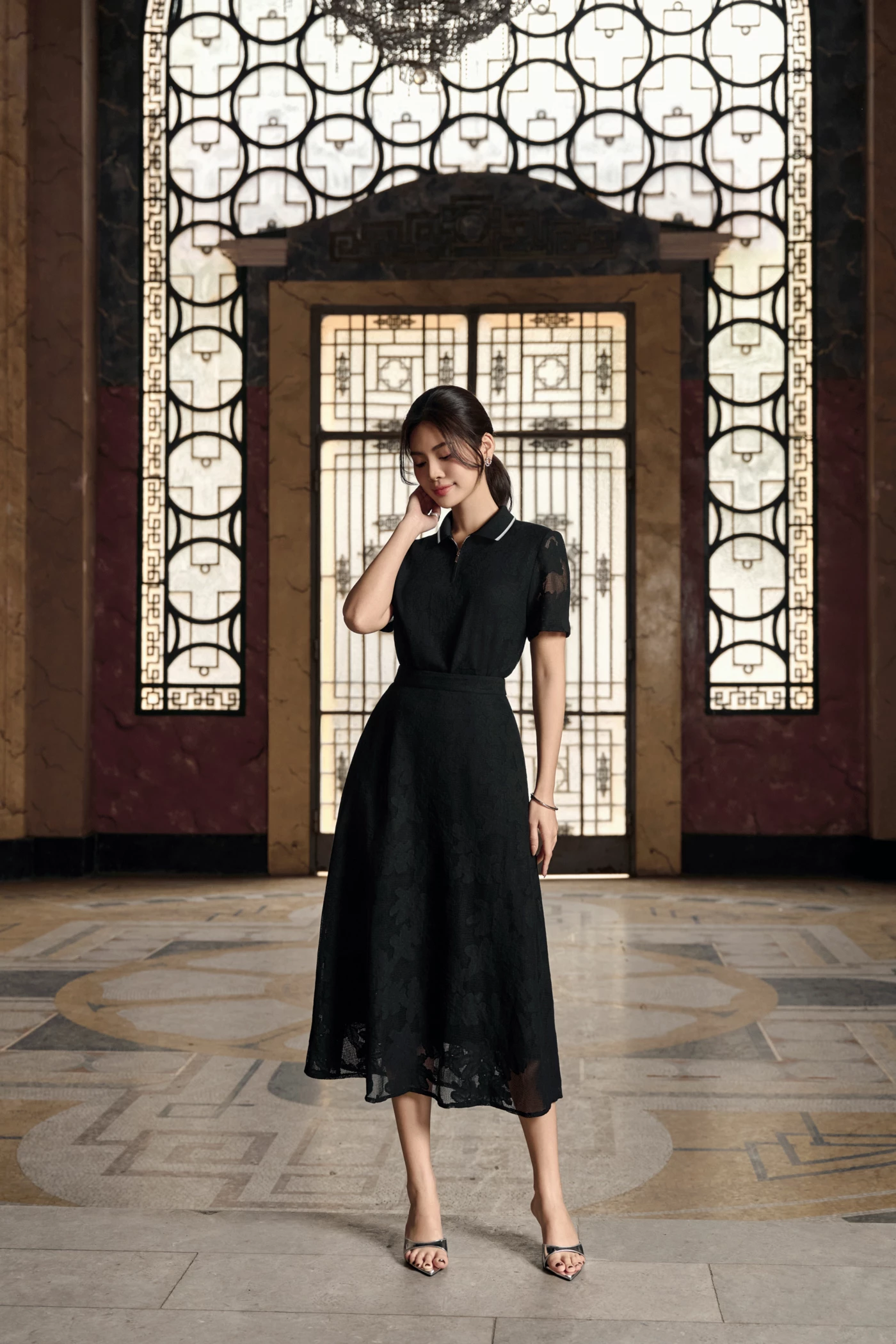Mystic Veil Blouse - Áo ren cổ đức