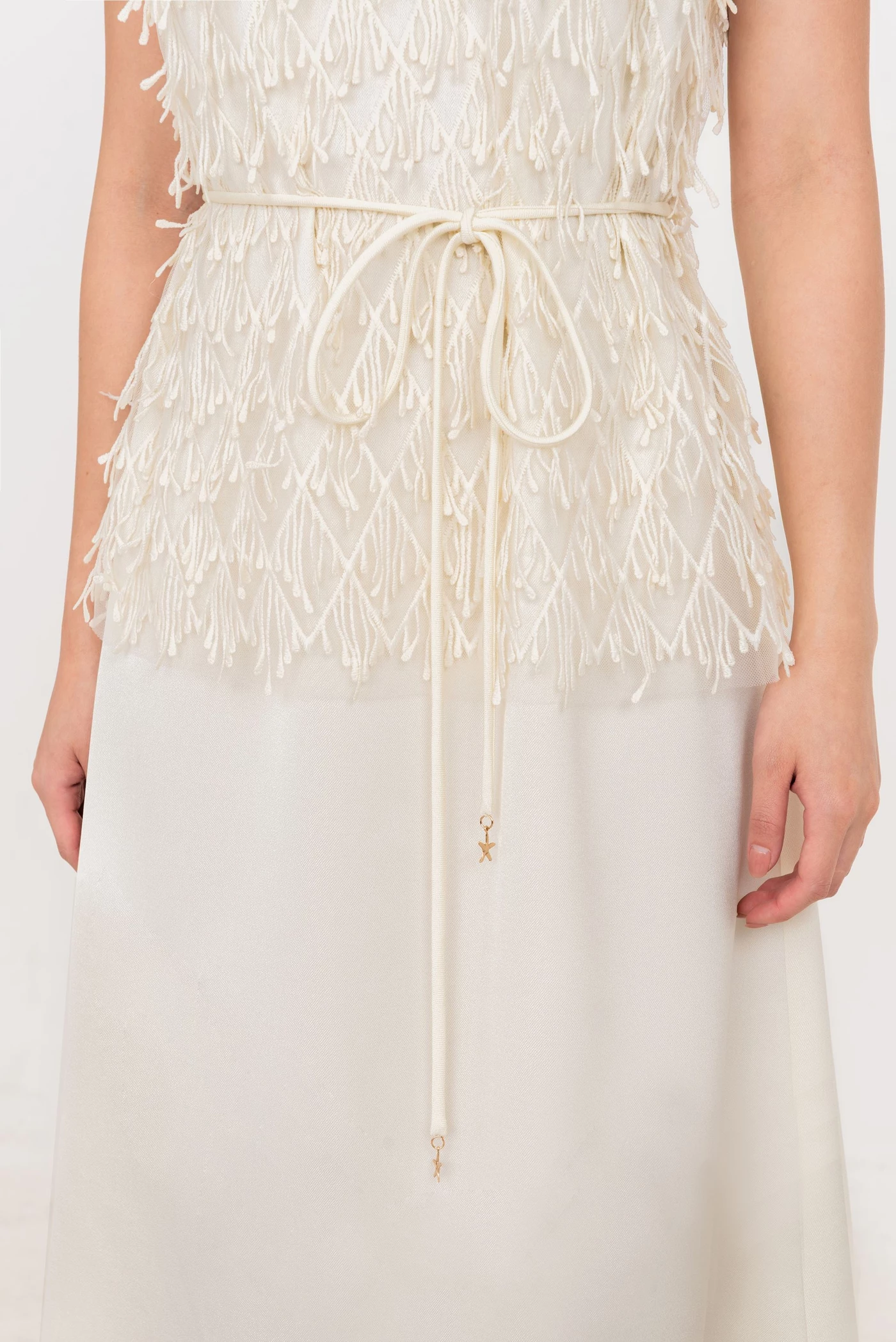 Cream Whisper Dress – Đầm lụa ren suông