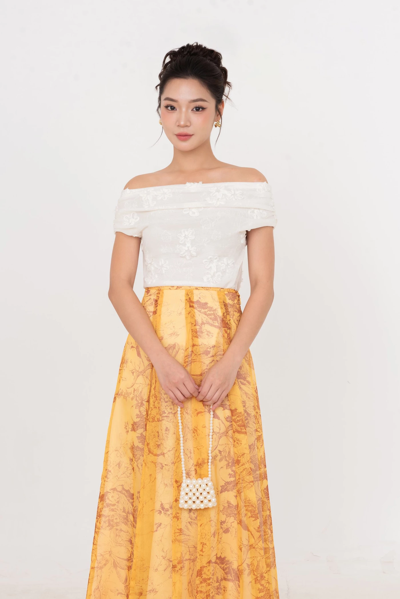 Golden Hour Skirt – Chân váy maxi vàng hoa