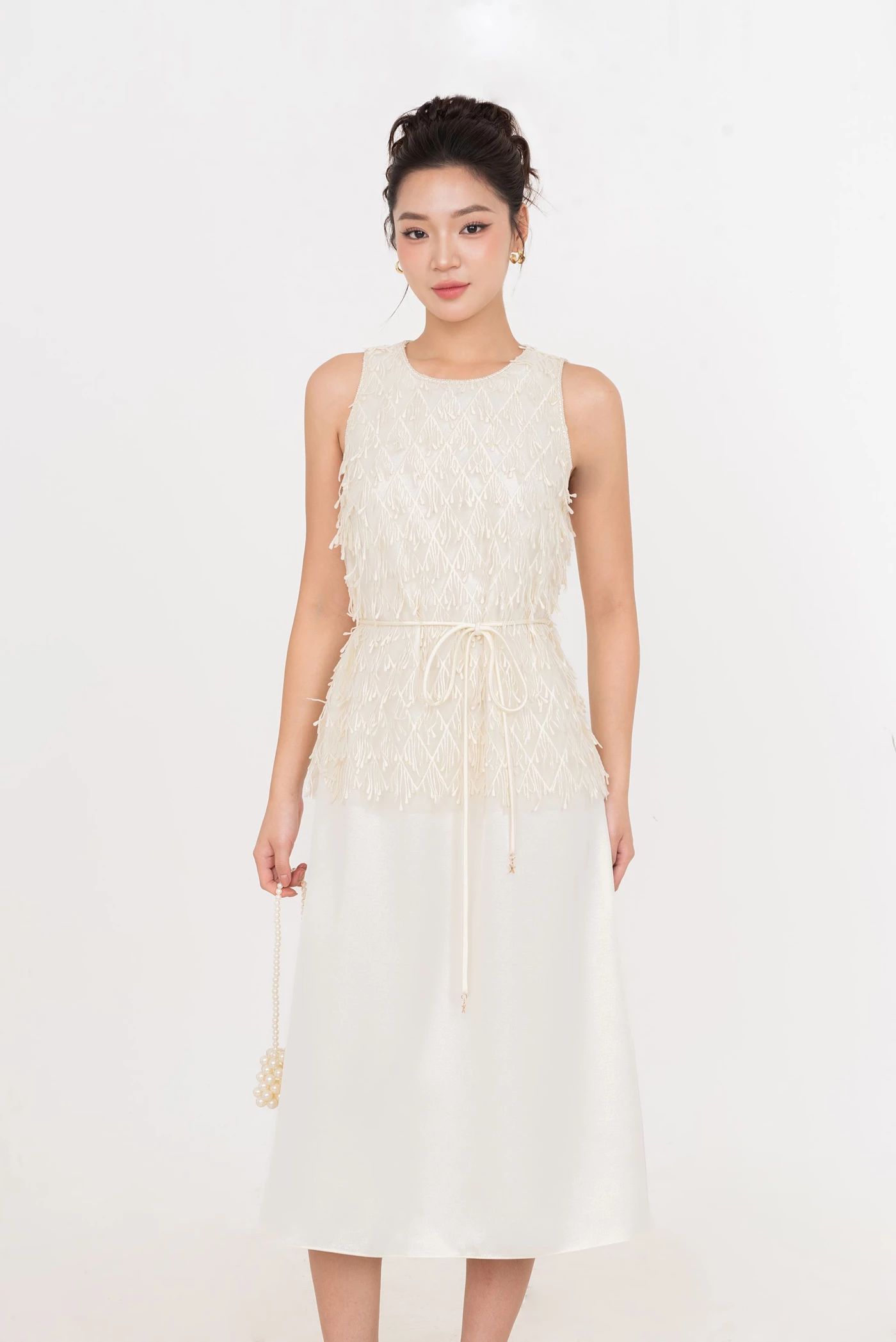 Cream Whisper Dress – Đầm lụa ren suông