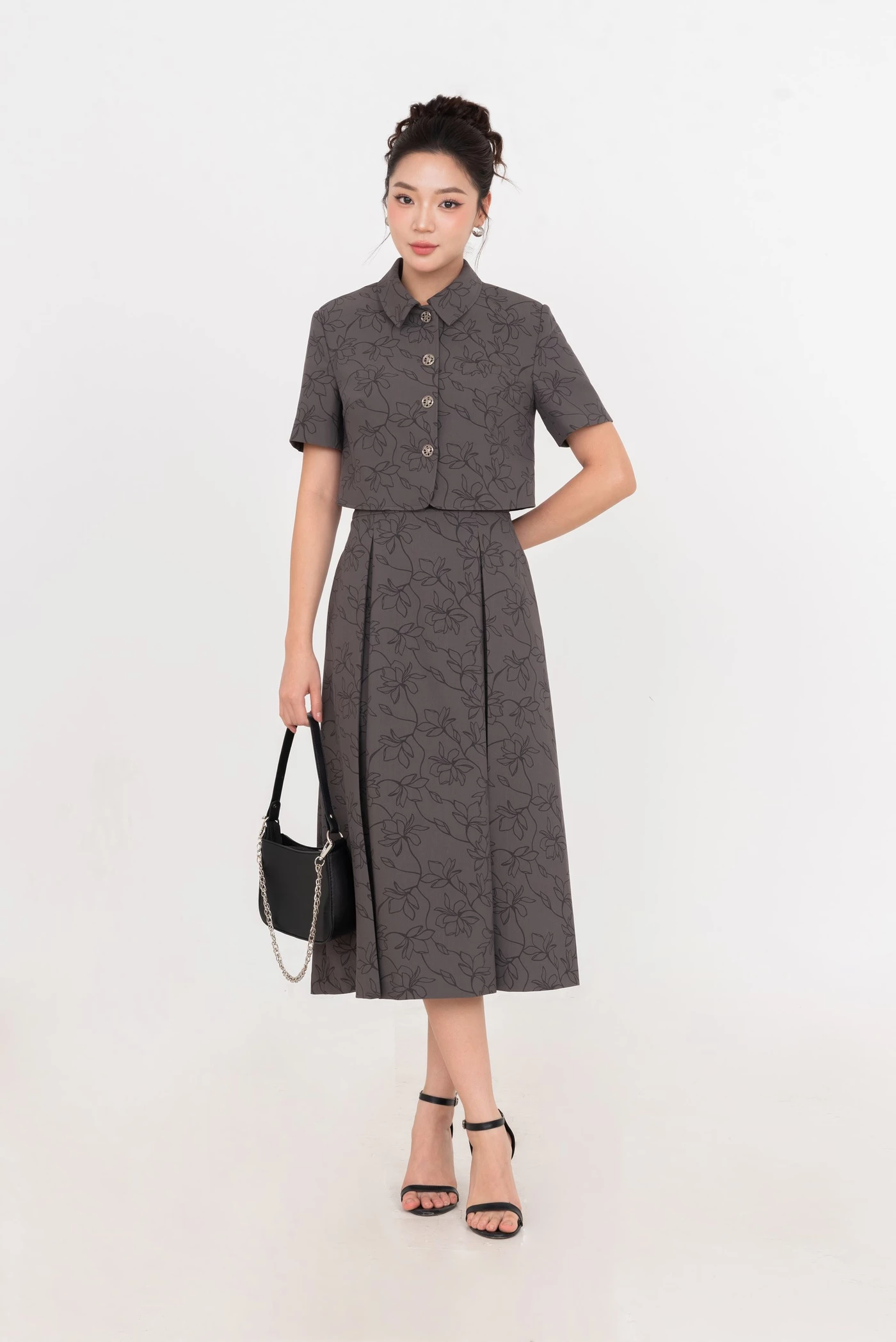Enchanted Waltz - Áo Croptop cổ đức