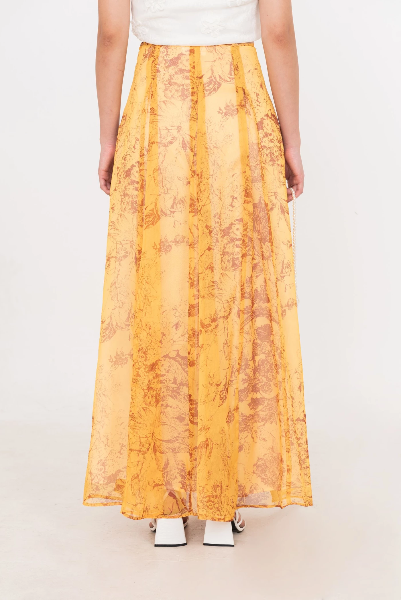 Golden Hour Skirt – Chân váy maxi vàng hoa