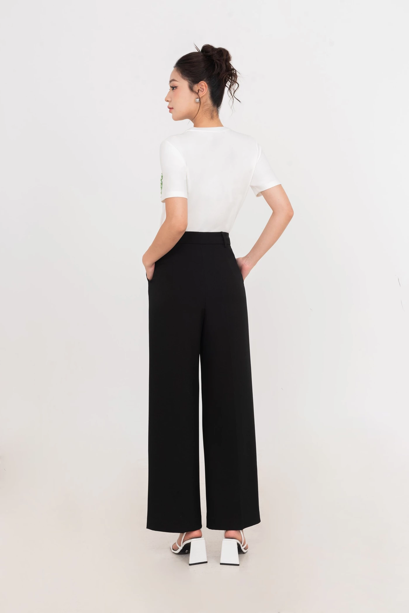 Basic Caro Tee