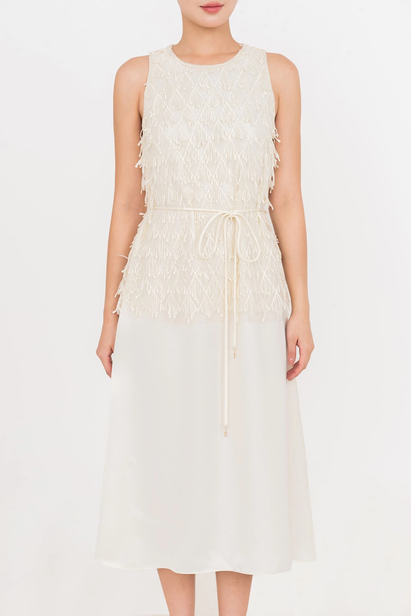 Cream Whisper Dress – Đầm lụa ren suông
