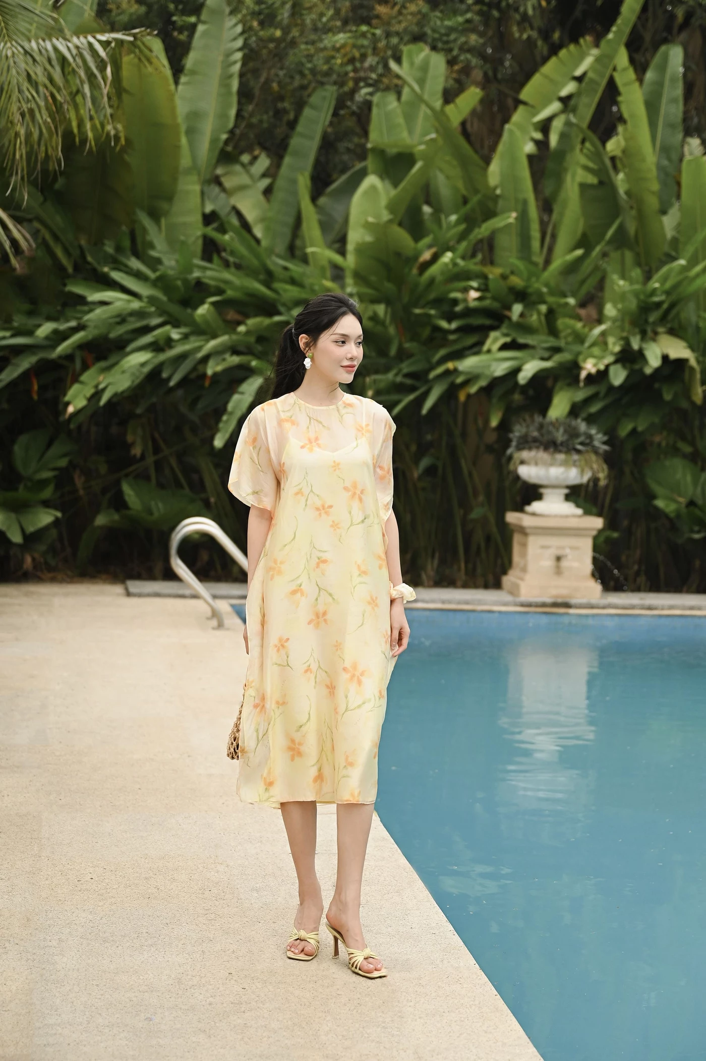 Sunbloom Dress – Đầm lụa họa tiết hoa pastel