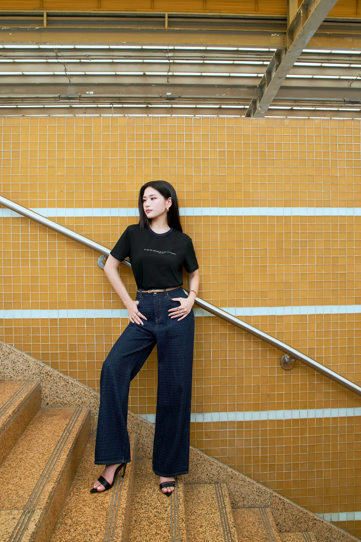 Freedom Blue Jeans - Quần demin ống suông