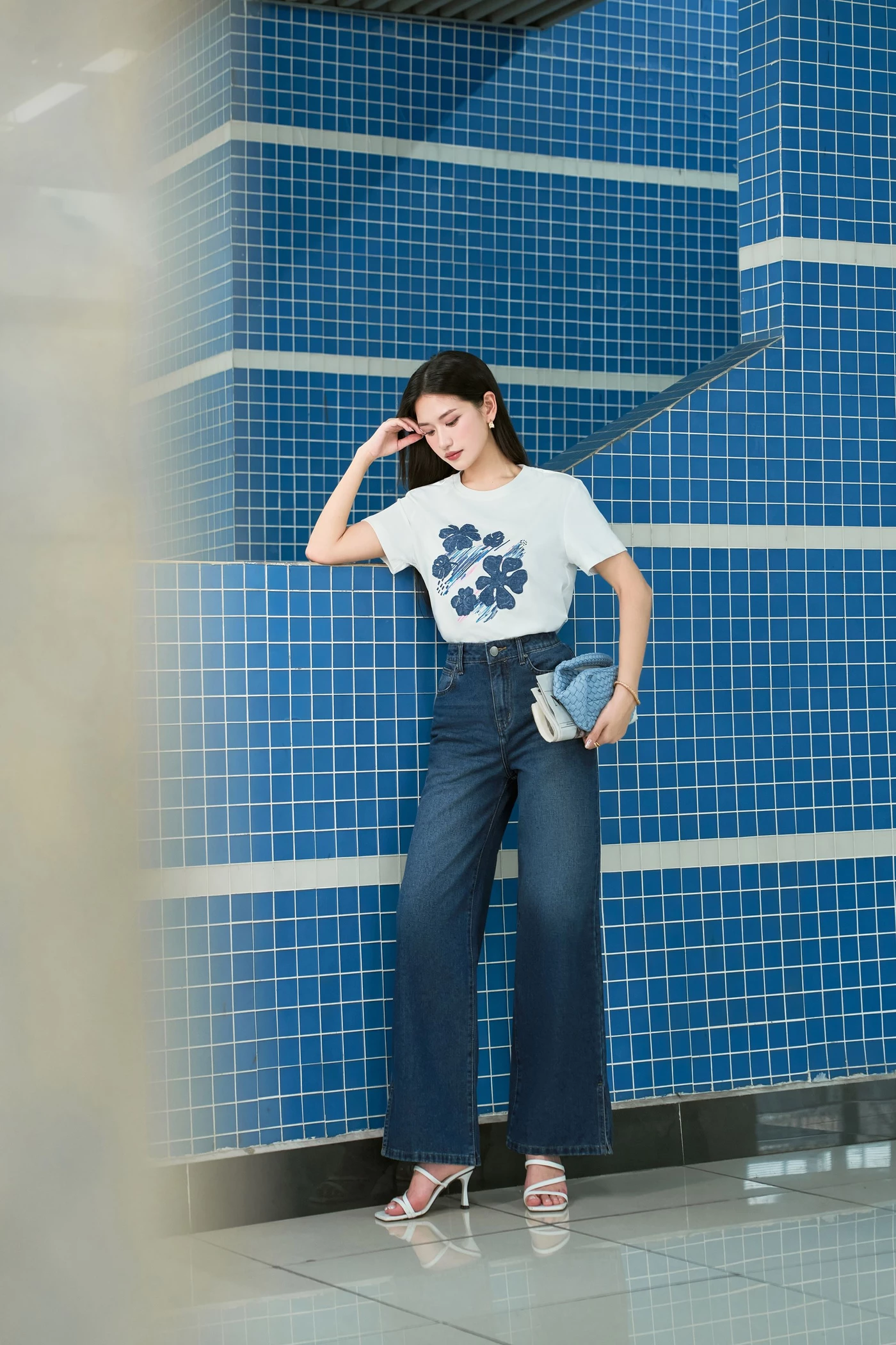 Moves Jeans - Quần demin ống suông