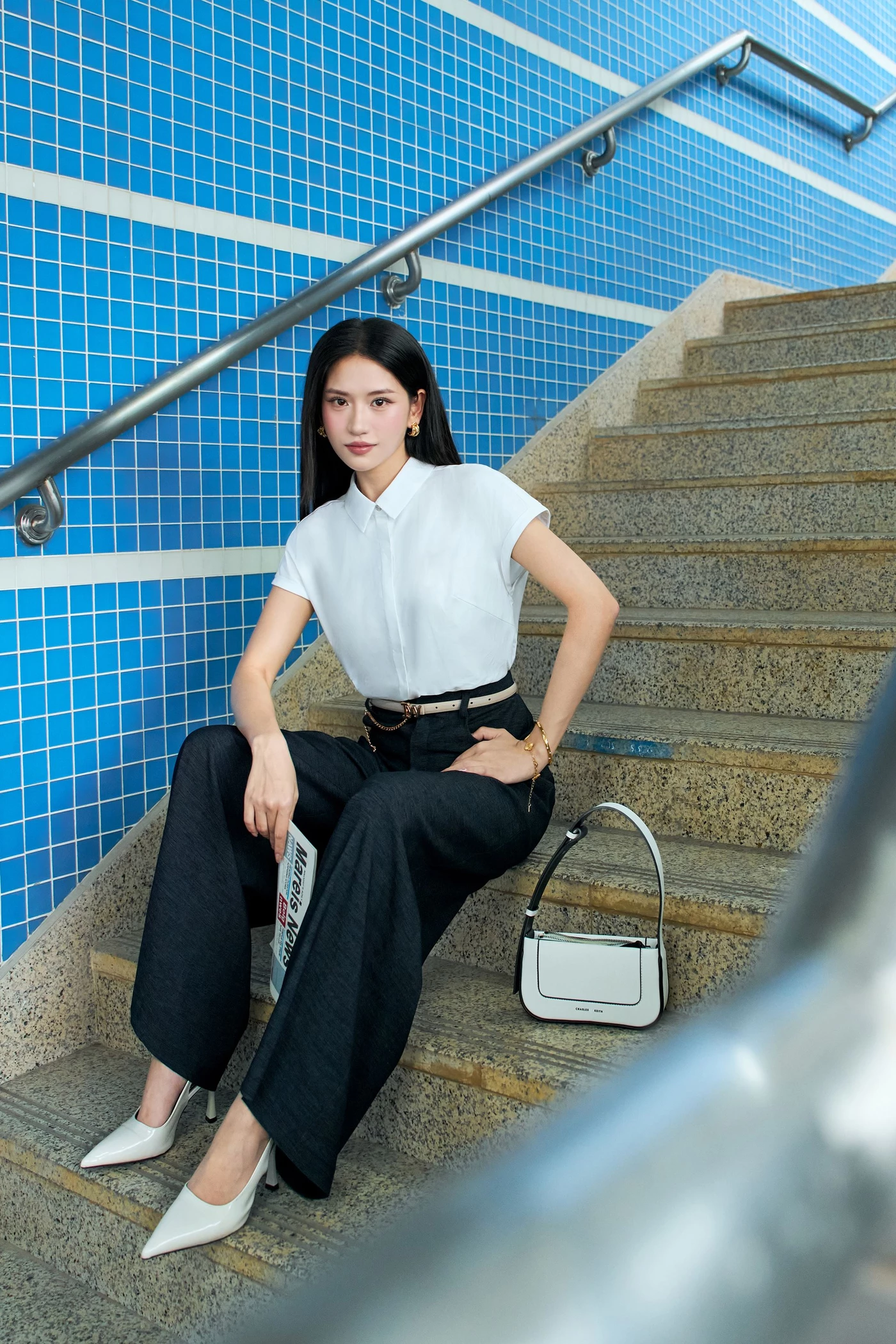 Flared Denim Trousers - Quần Jeans cạp cao