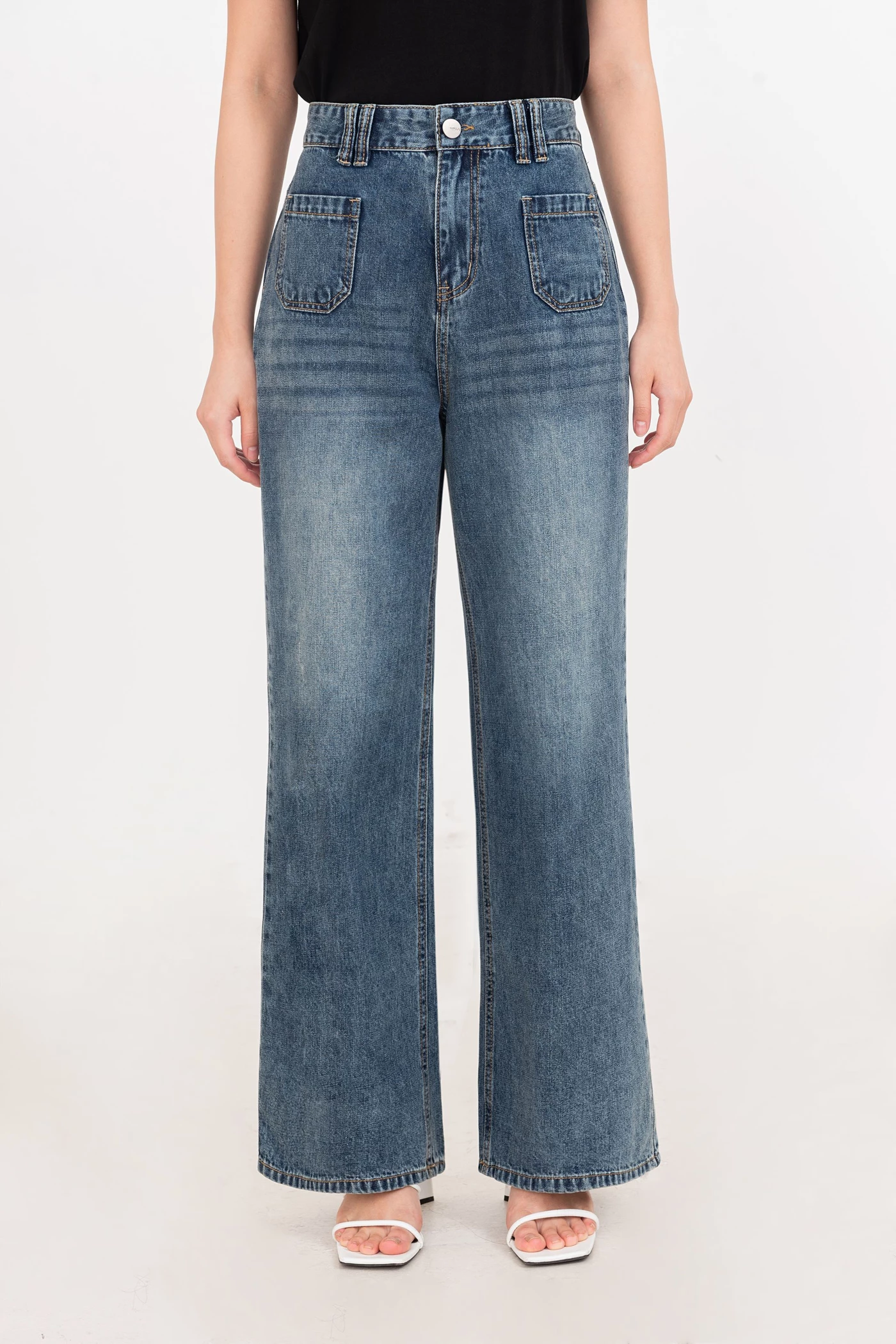 Quần jeans túi vuông