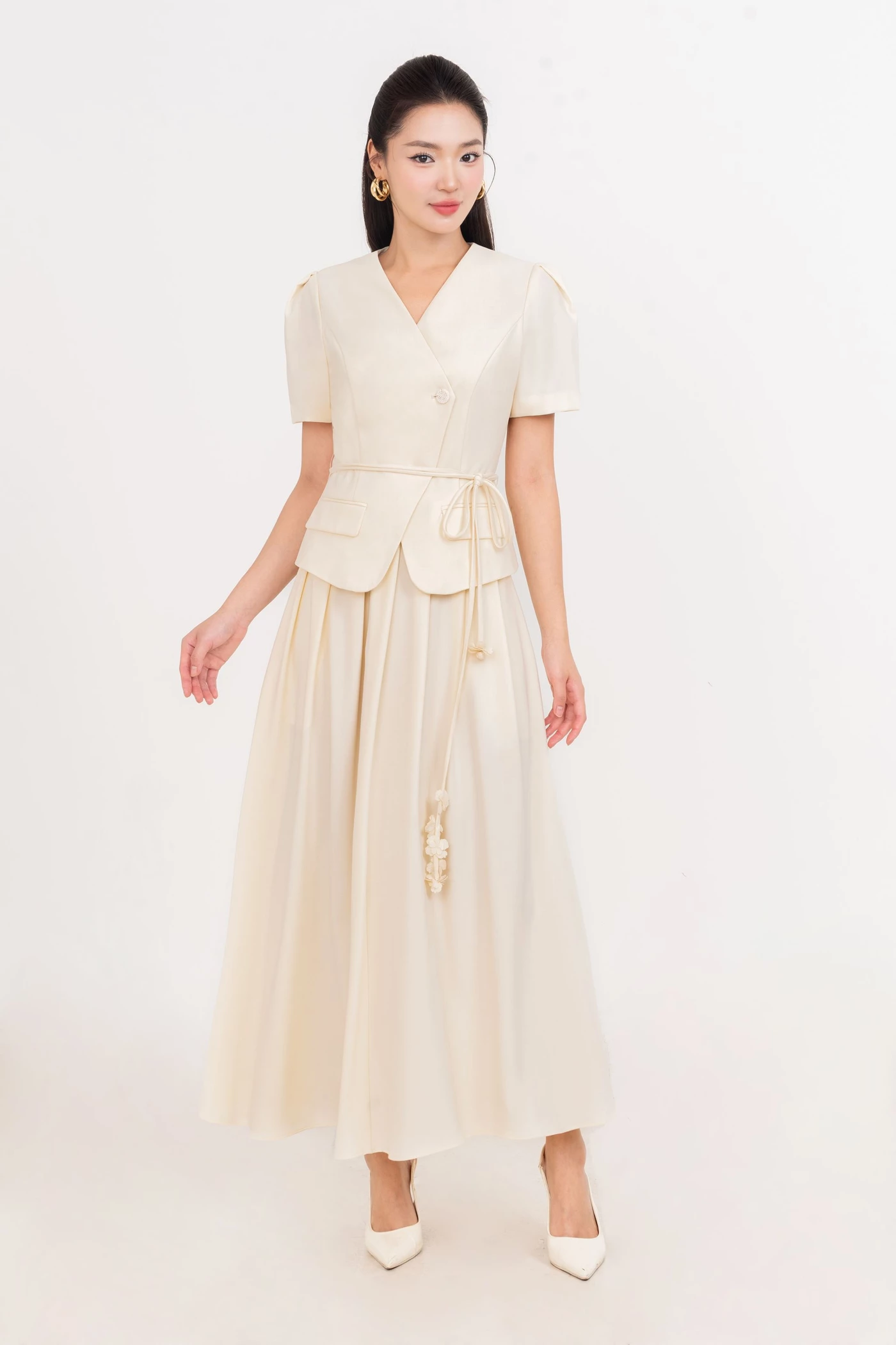 Pleated Flowy Skirt - Chân váy Tuytsi