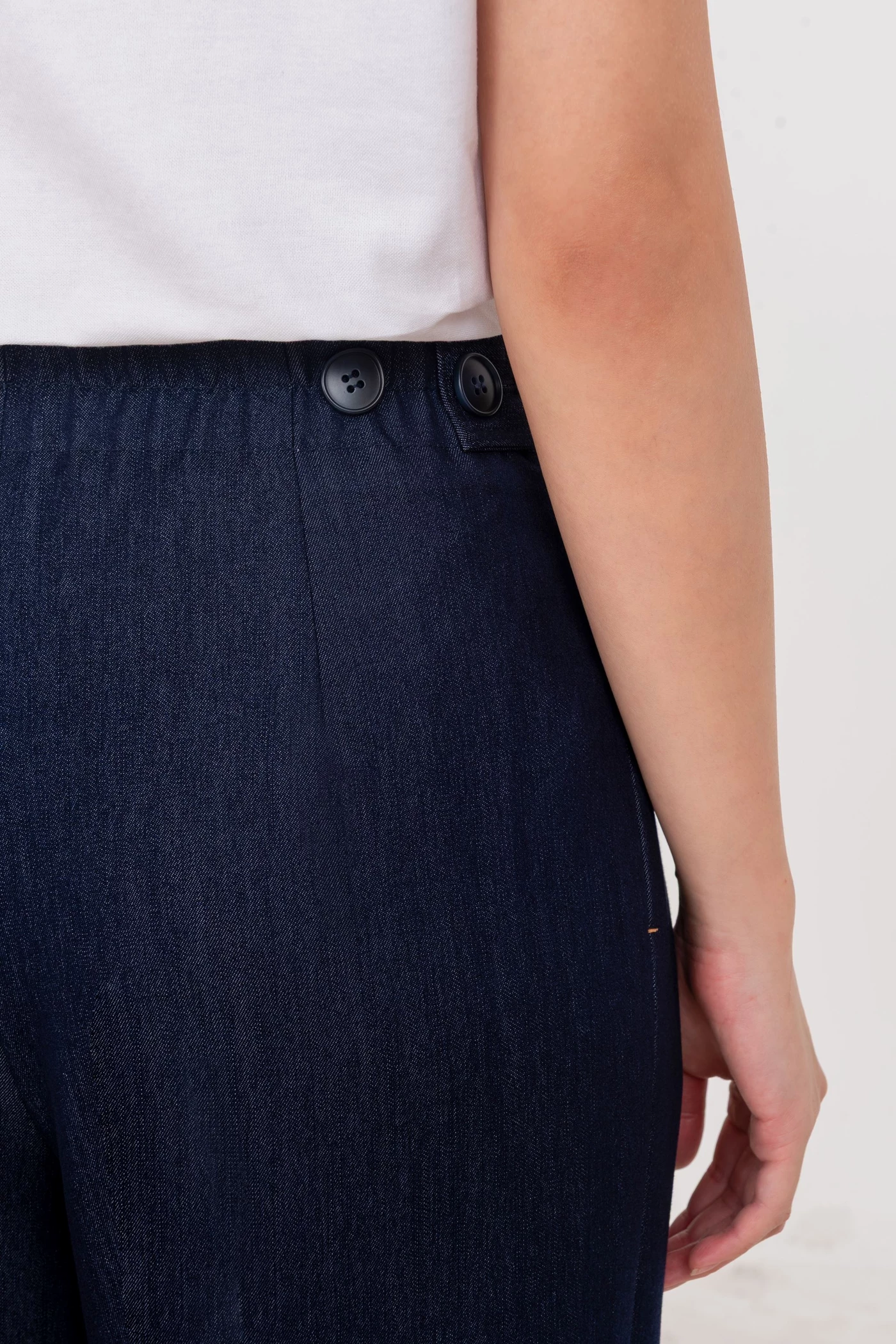 Liberty Jeans - Quần Denim dáng đứng