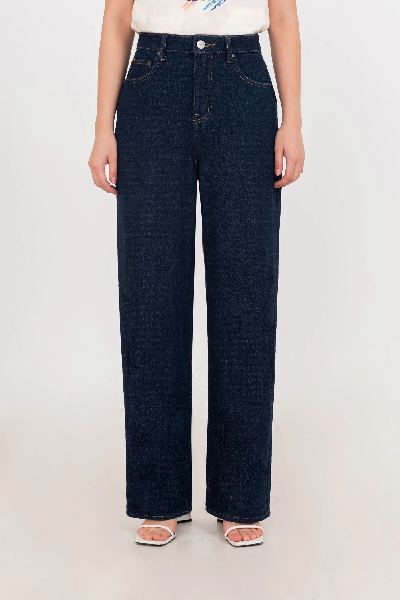 Wide Leg Jeans - Quần Denim ống suông