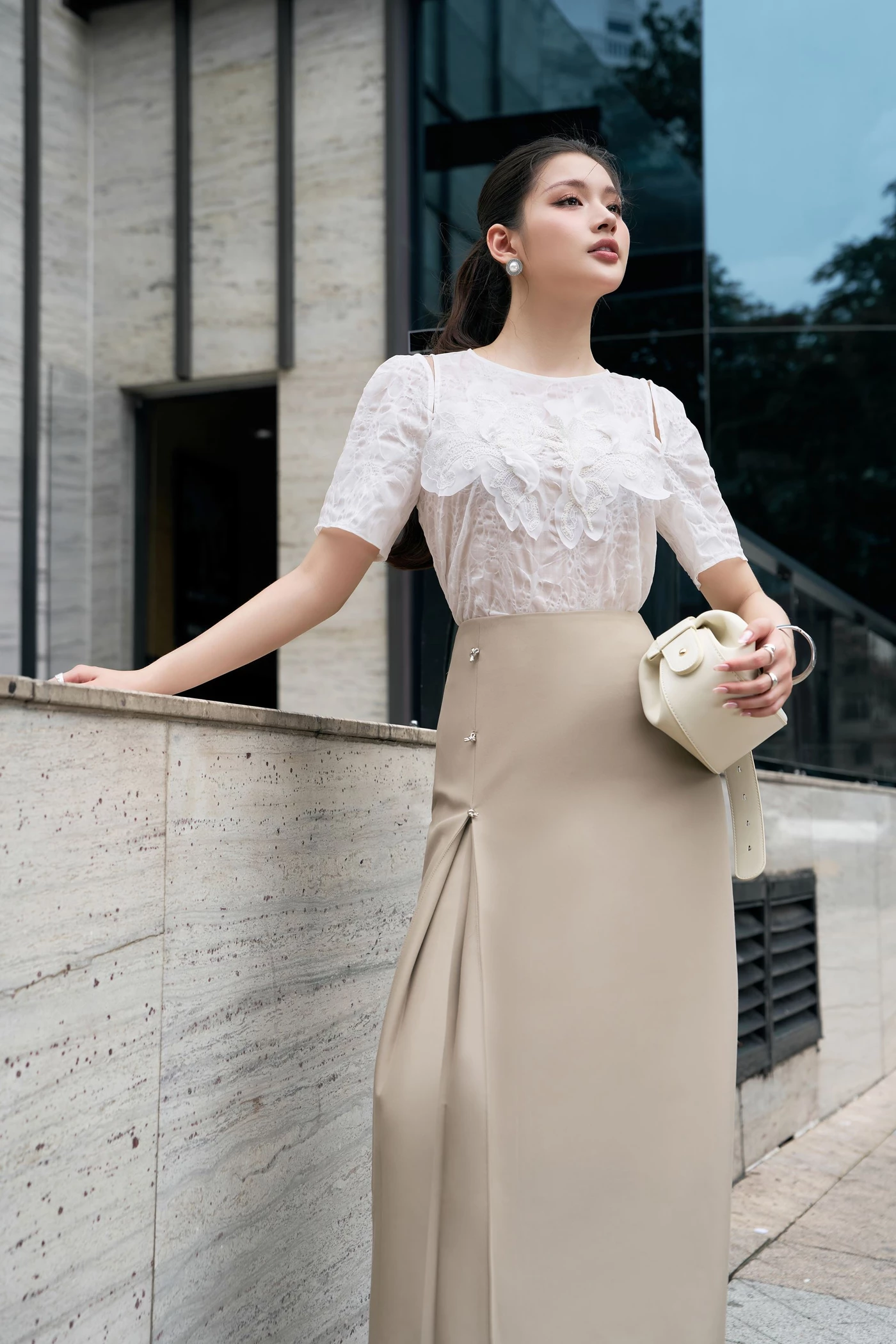 Beige Buttons Skirt - Chân váy A Tuytsi
