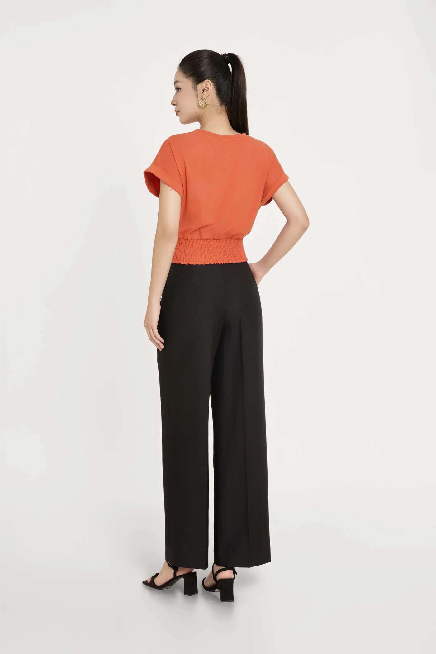 Pearly Black Pants – Quần Tuytsi suông đứng