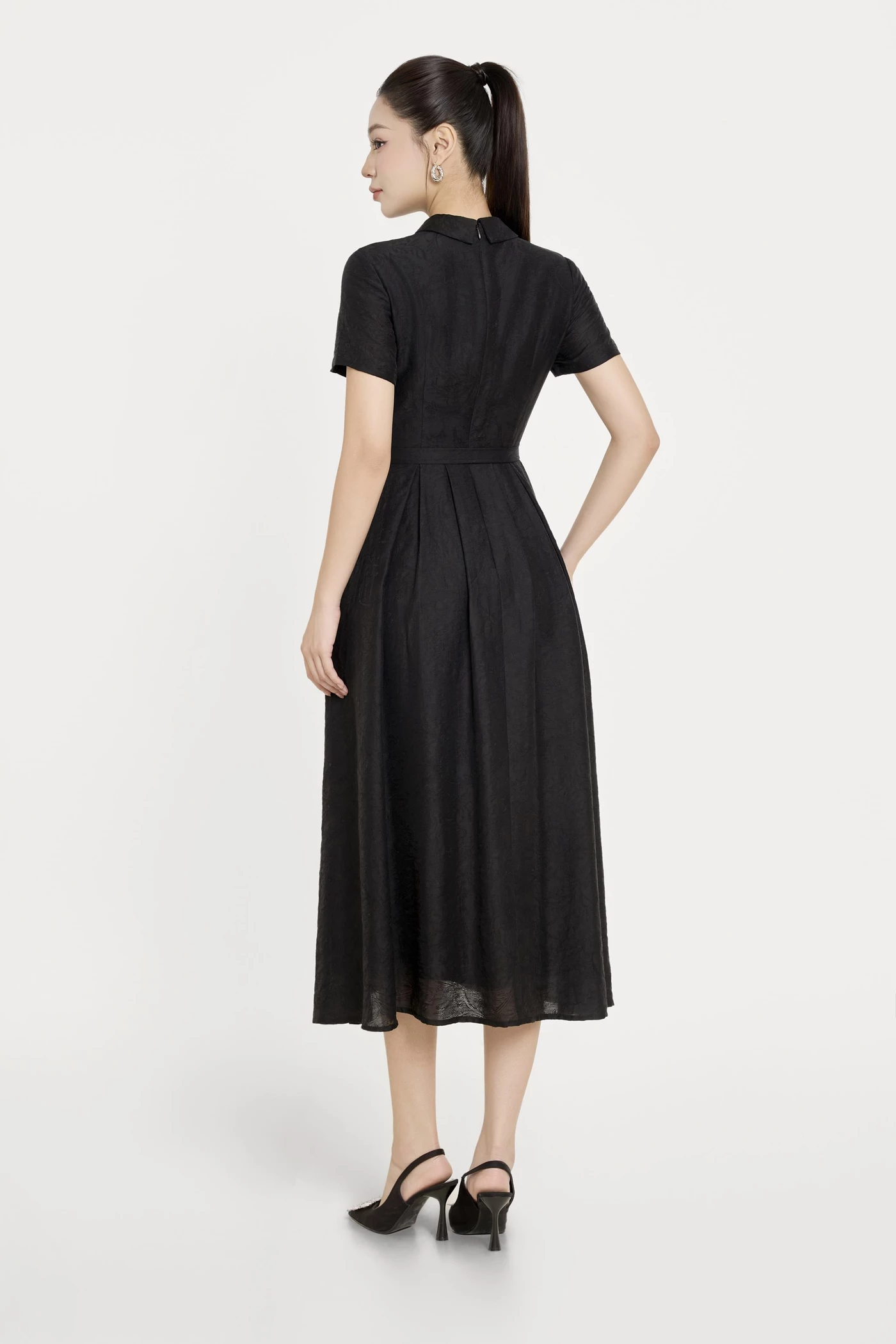 Uban Passion Dress - Đầm lụa cổ đức