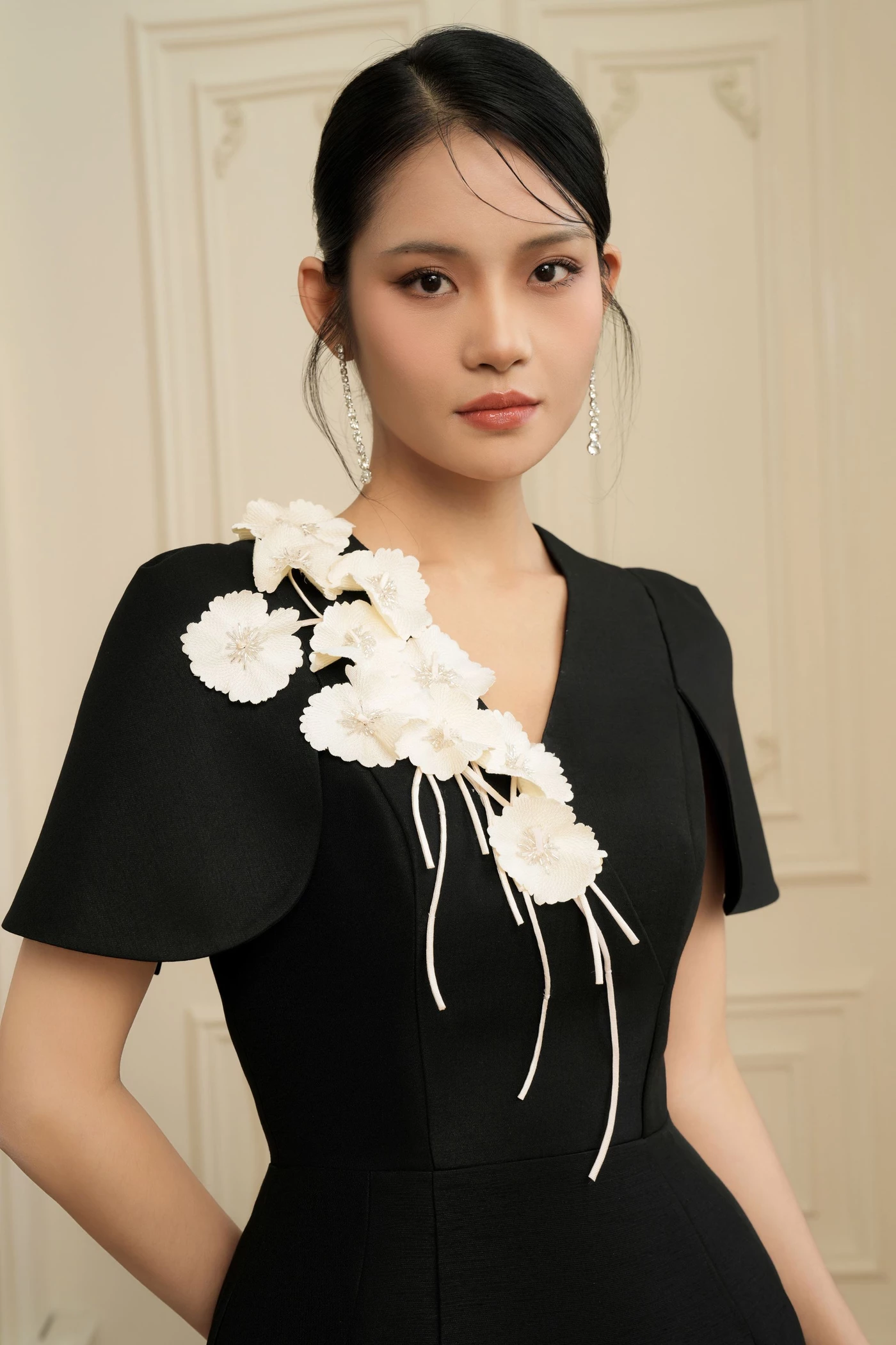 The Noir Bloom Dress - Đầm dạ hội