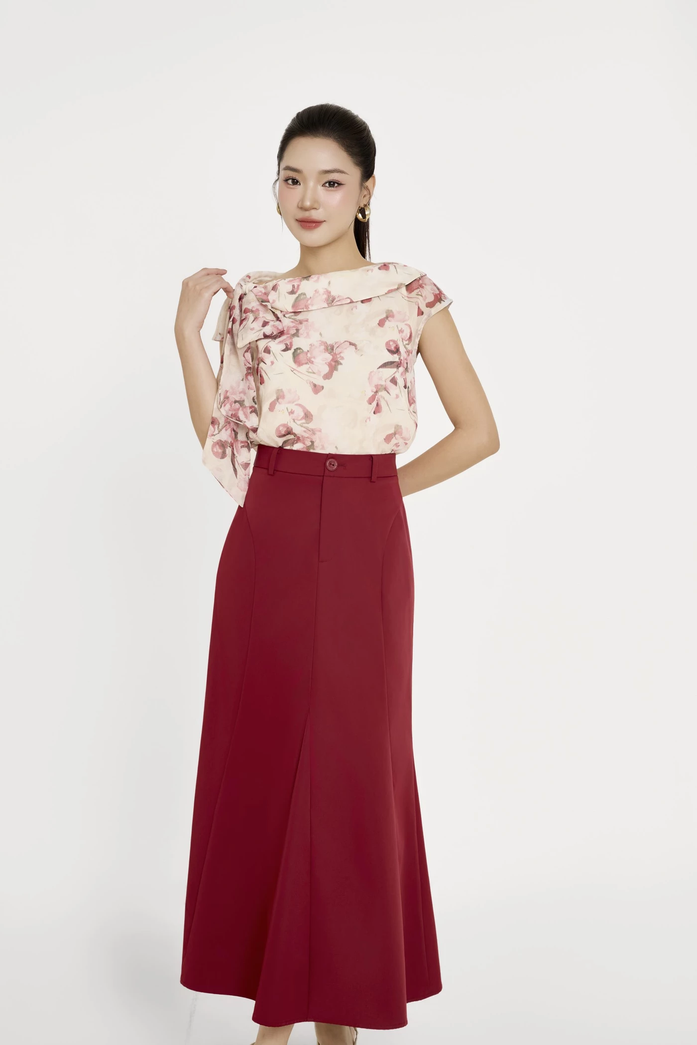 Burgundy Red Skirt - Chân váy A Tuytsi