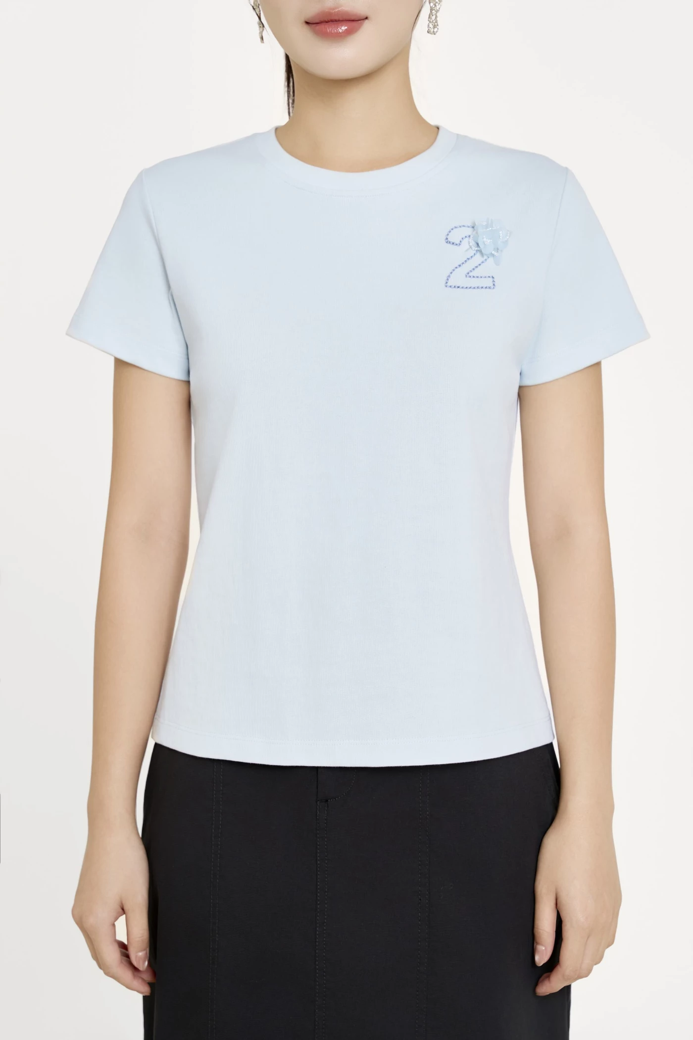 Blossom Accent Tee - Áo thun nữ