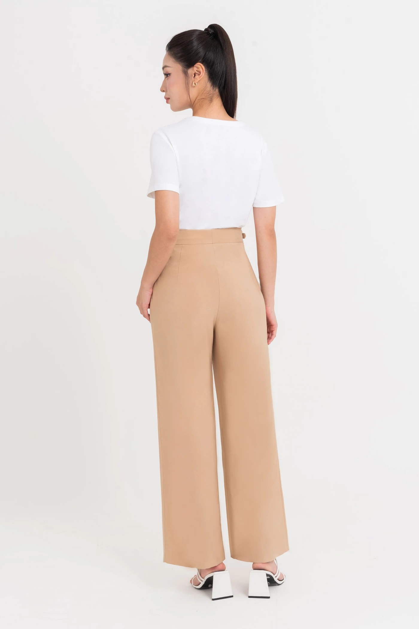 Signature Tee - Áo thun IVY moda
