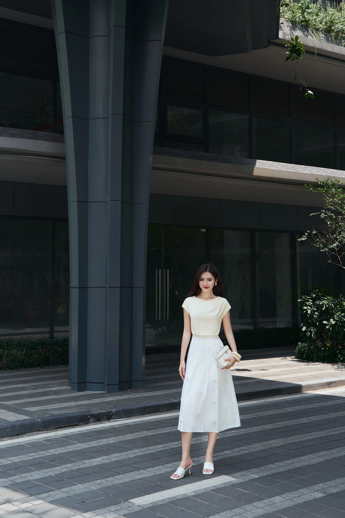 Draped Top - Áo thun bo gấu