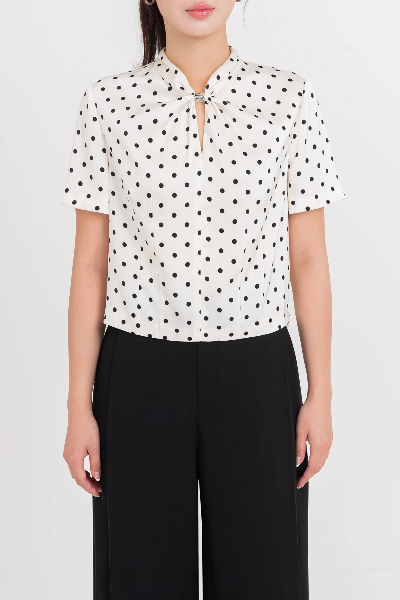 Polka Dot Blouse - Áo sơ mi lụa