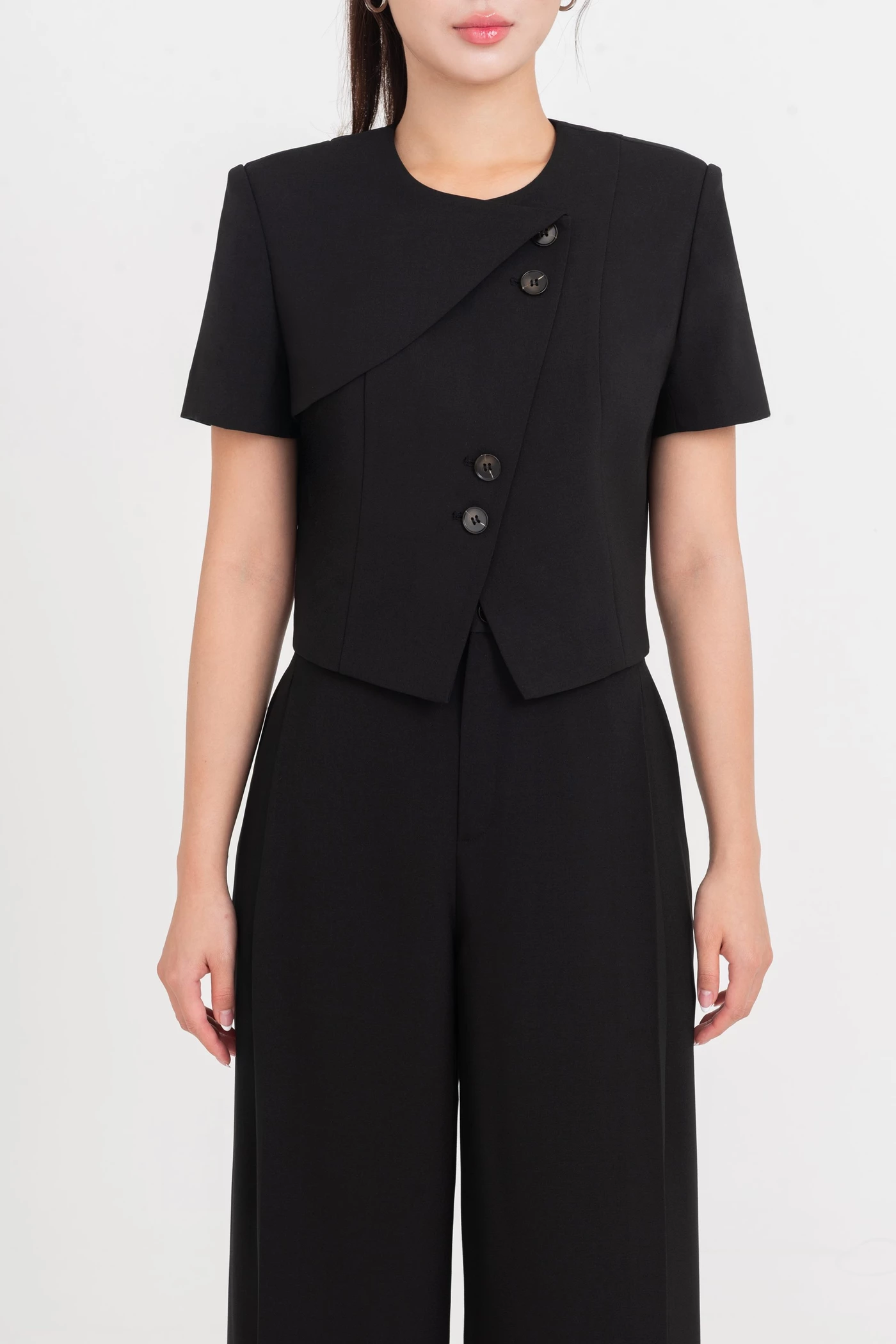 Áo Croptop Tuytsi cách điệu