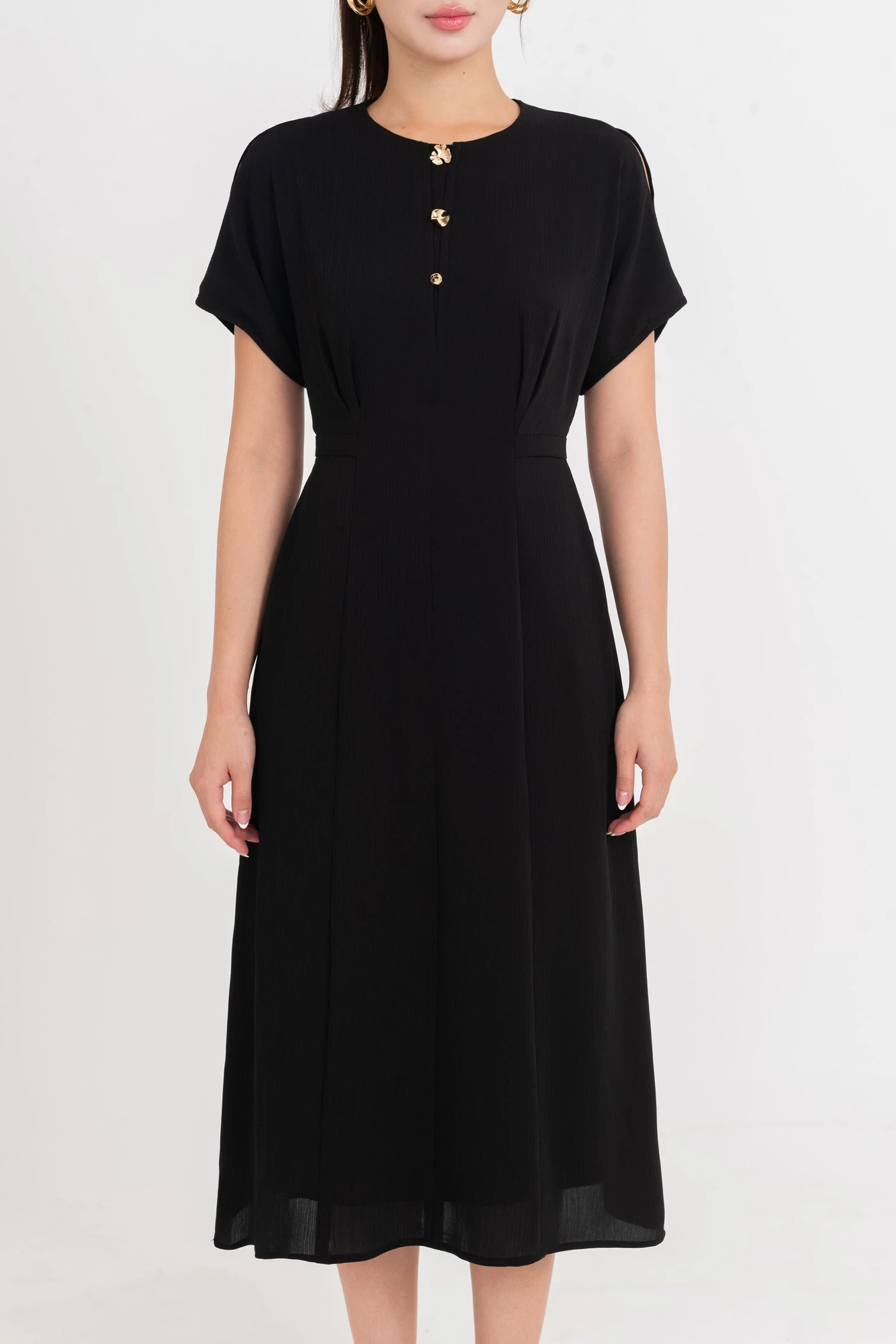Black Elegance Dress – Đầm lụa xòe