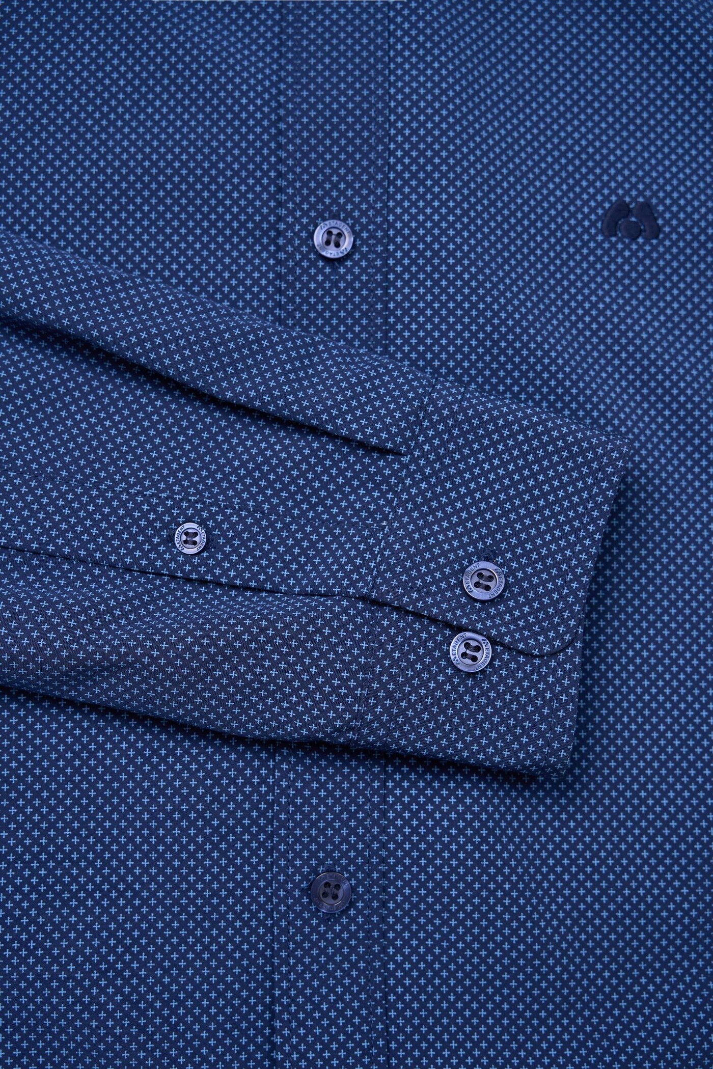 Áo sơ mi kẻ tay dài