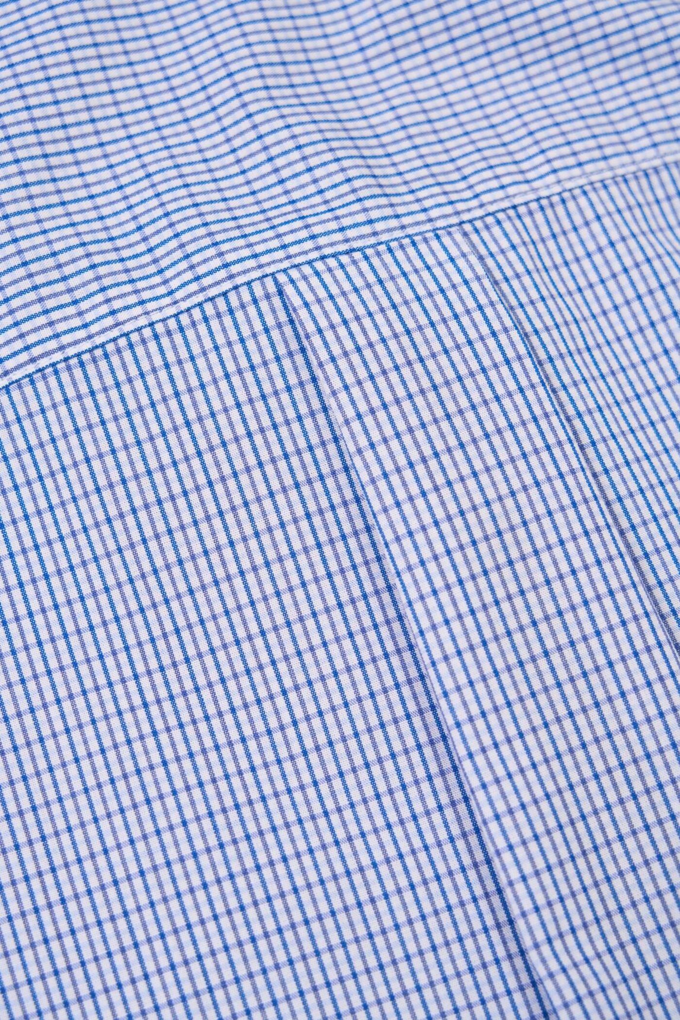 Áo sơ mi kẻ tay dài