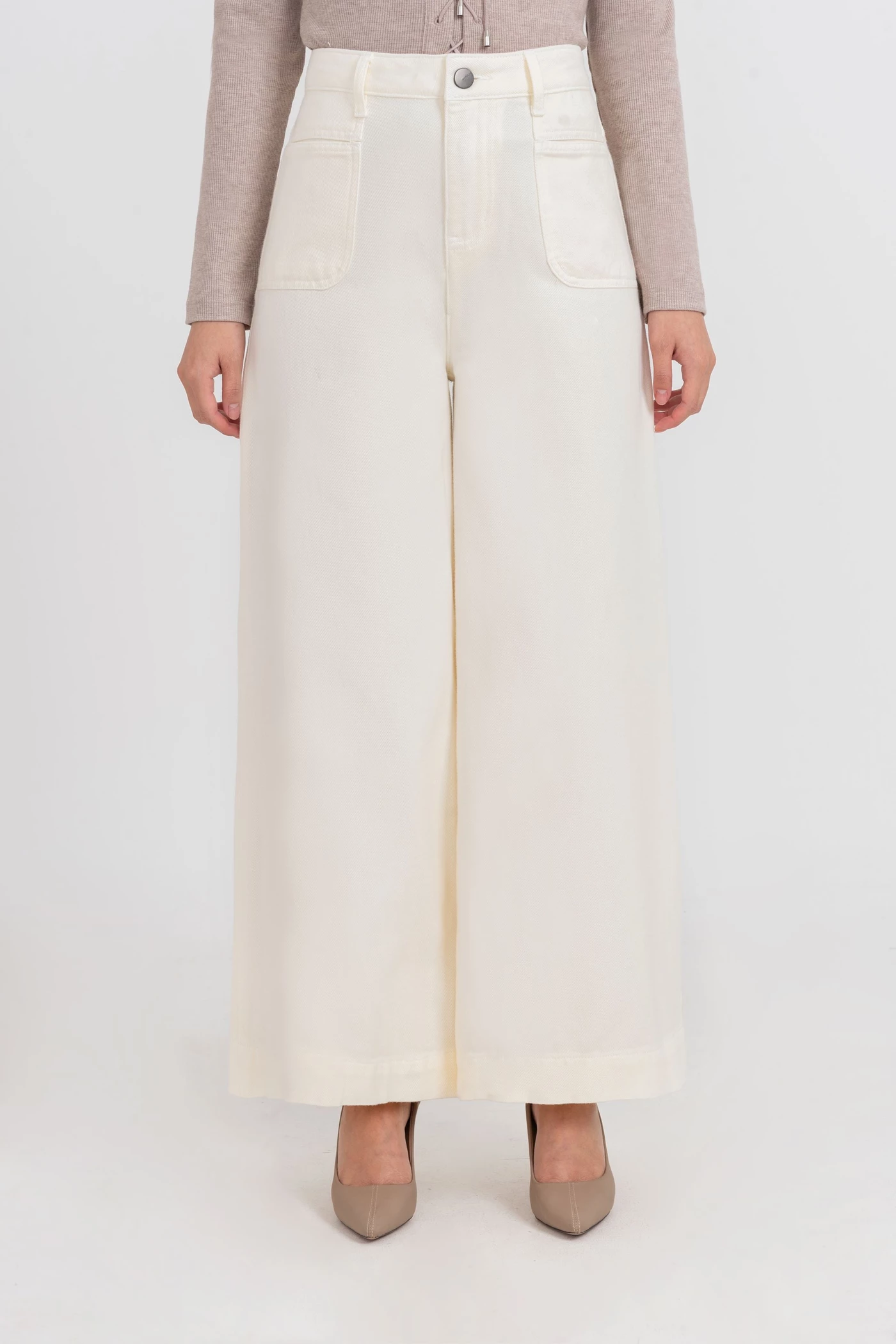 Cream Jeans - Quần Jeans ống loe