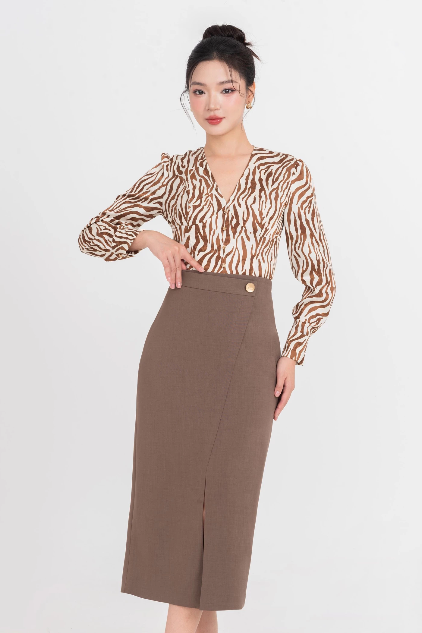 Áo sơ mi Zebra V-Neck
