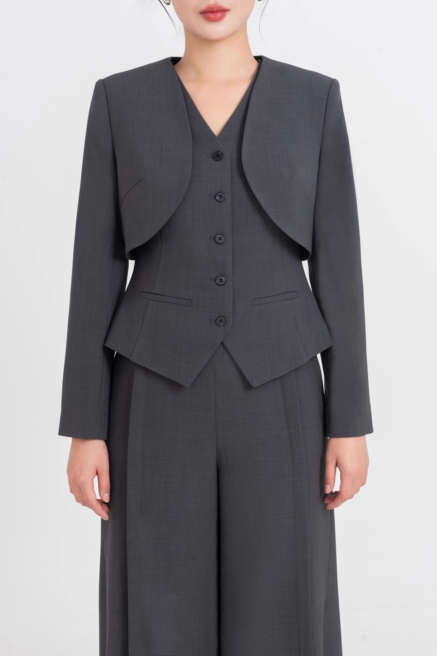 Áo khoác Urban Chic Ensemble