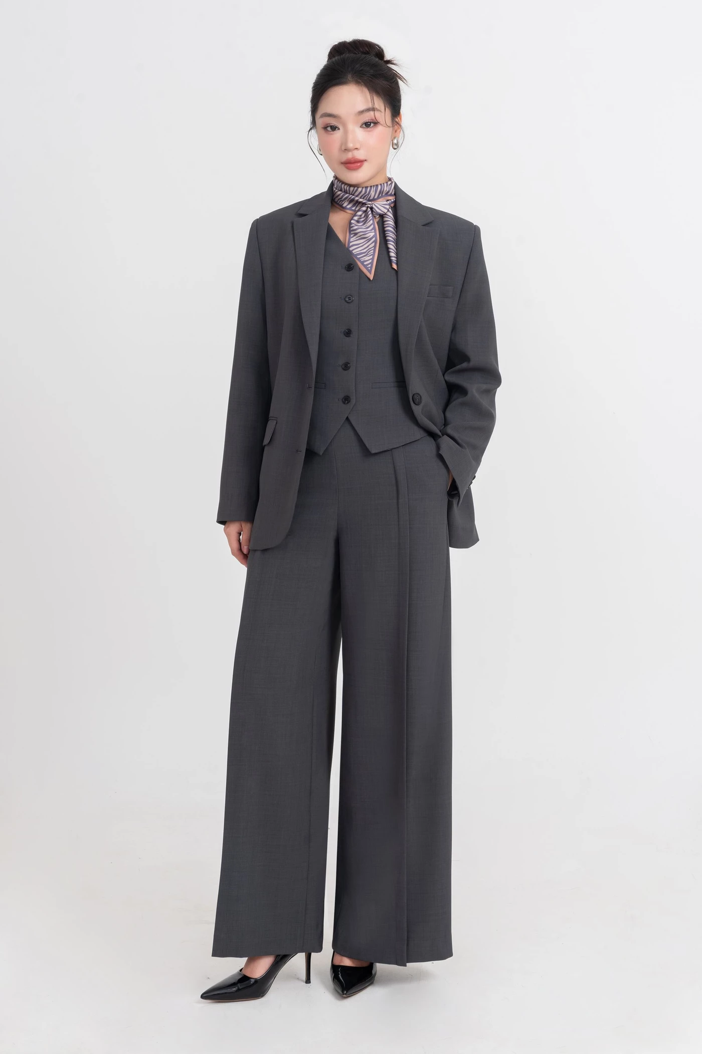 Quần dài Urban Chic Ensemble